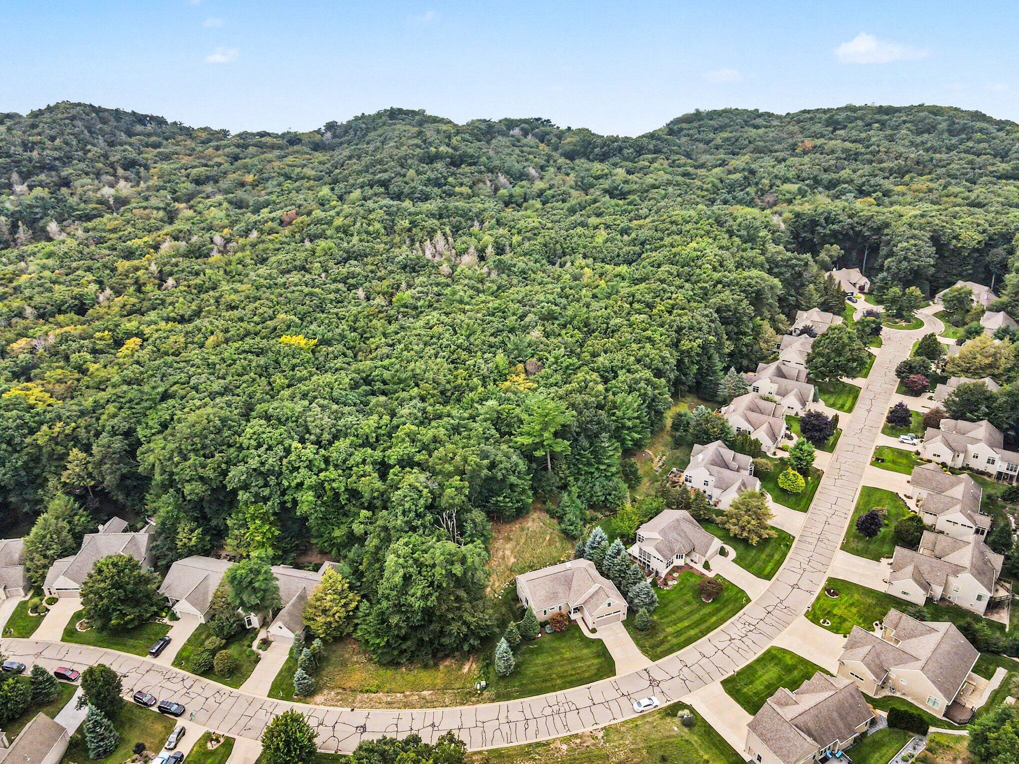 2077 W Glen Court Norton Shores MI 49441