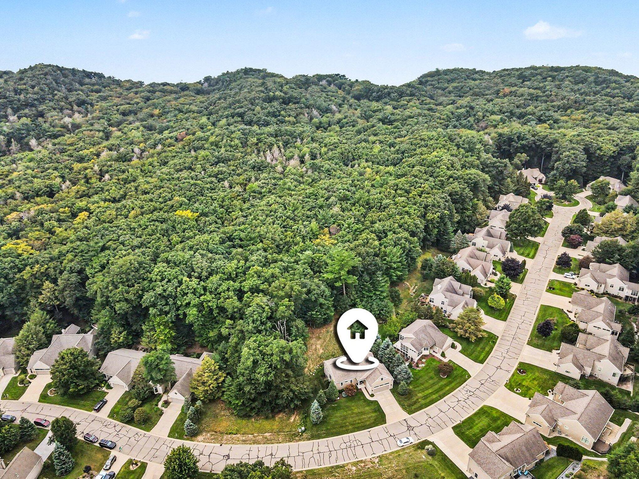 2077 W Glen Court Norton Shores MI 49441