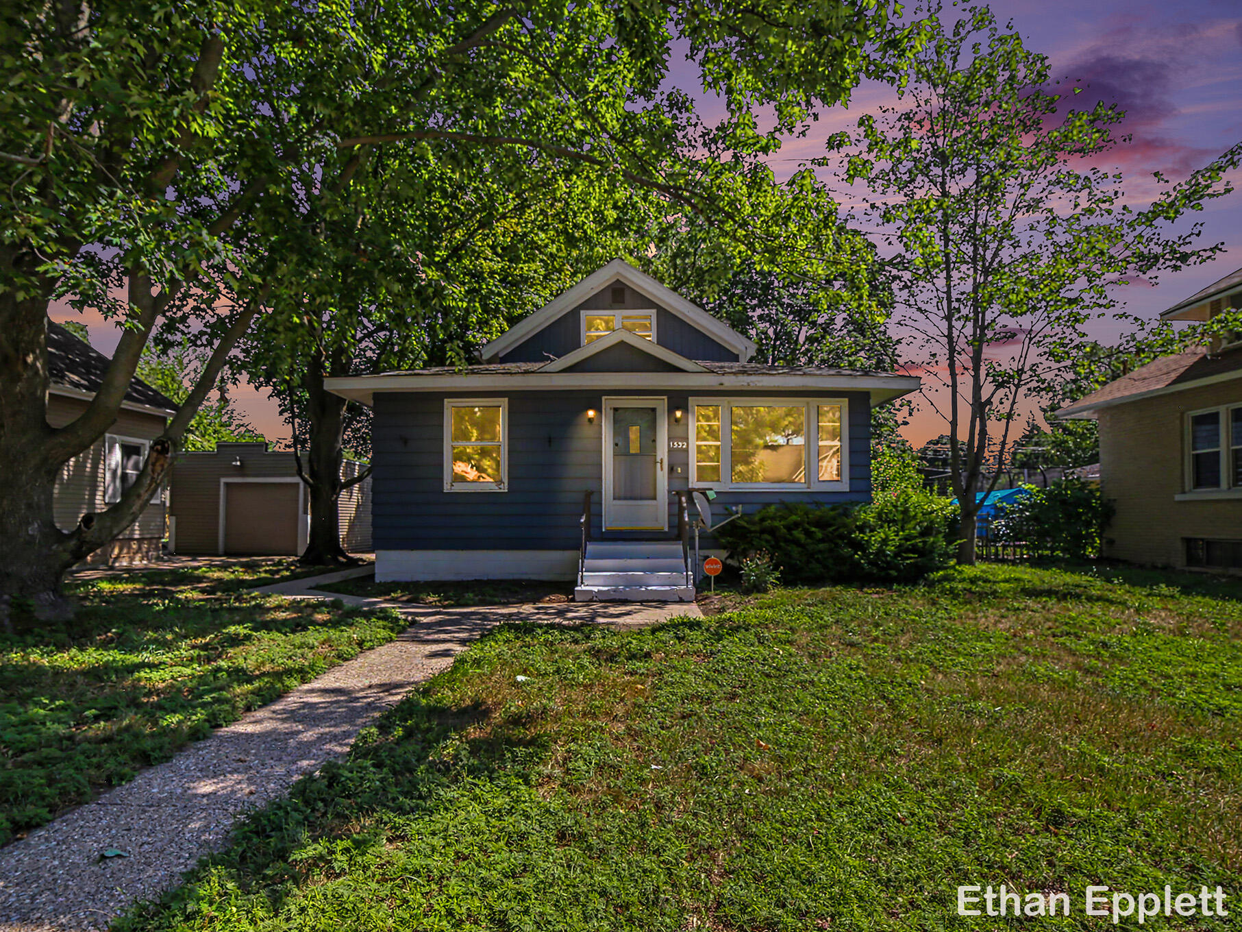 1532 Leahy Street Muskegon MI 49442