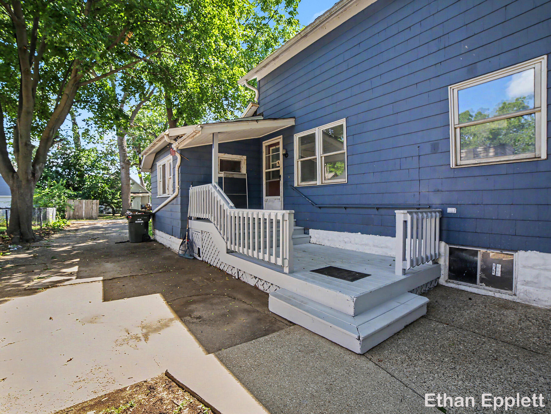 1532 Leahy Street Muskegon MI 49442