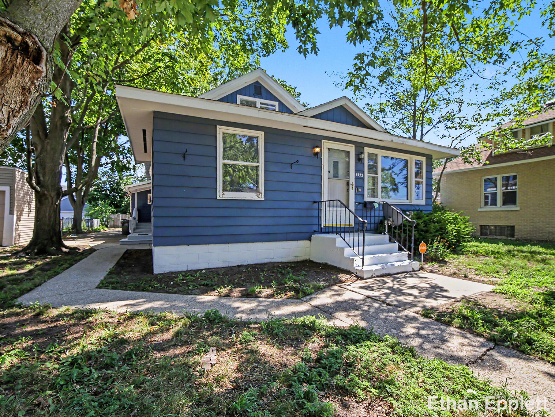 1532 Leahy Street Muskegon MI 49442