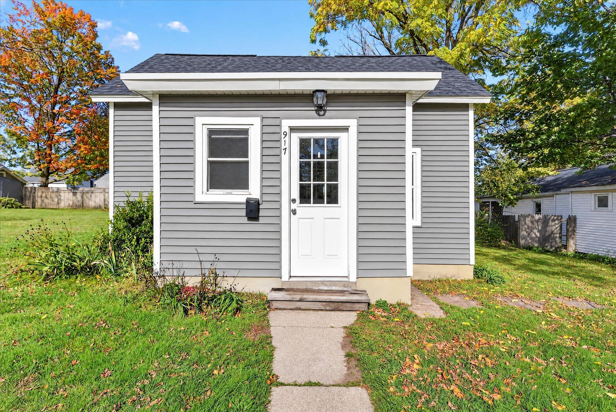 917 Innes Street NE Grand Rapids MI 49503