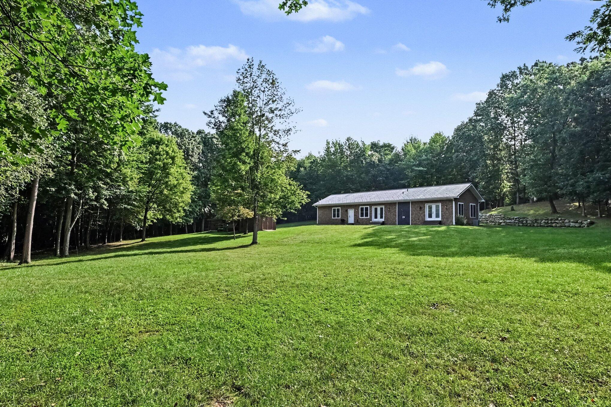 69624 Gumwood Road Niles MI 49120