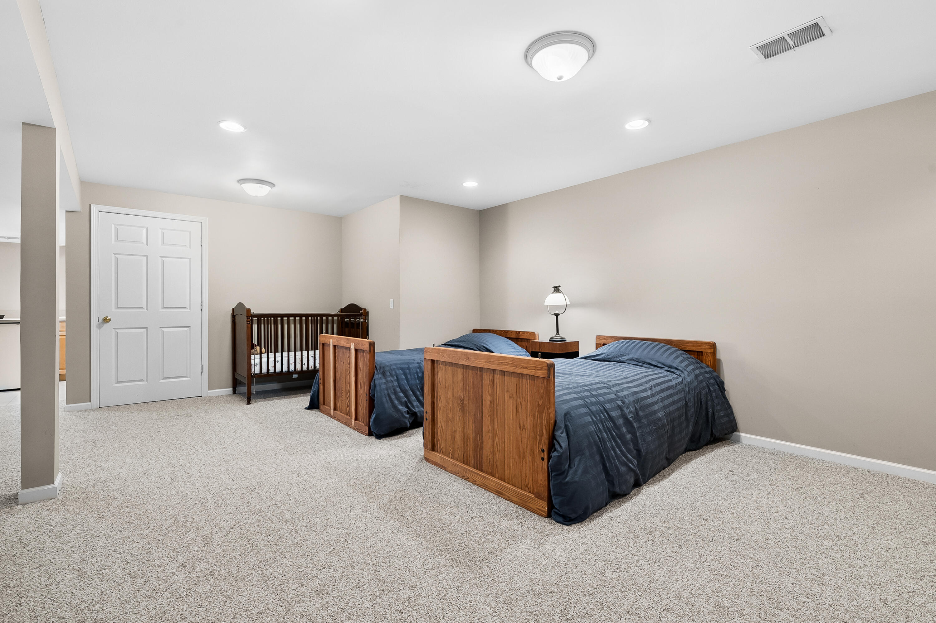 7376 Dunross Drive Portage MI 49024