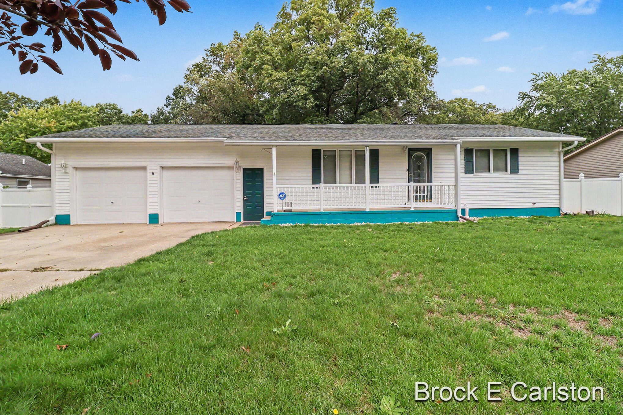 2756 Marquette Avenue Muskegon MI 49442