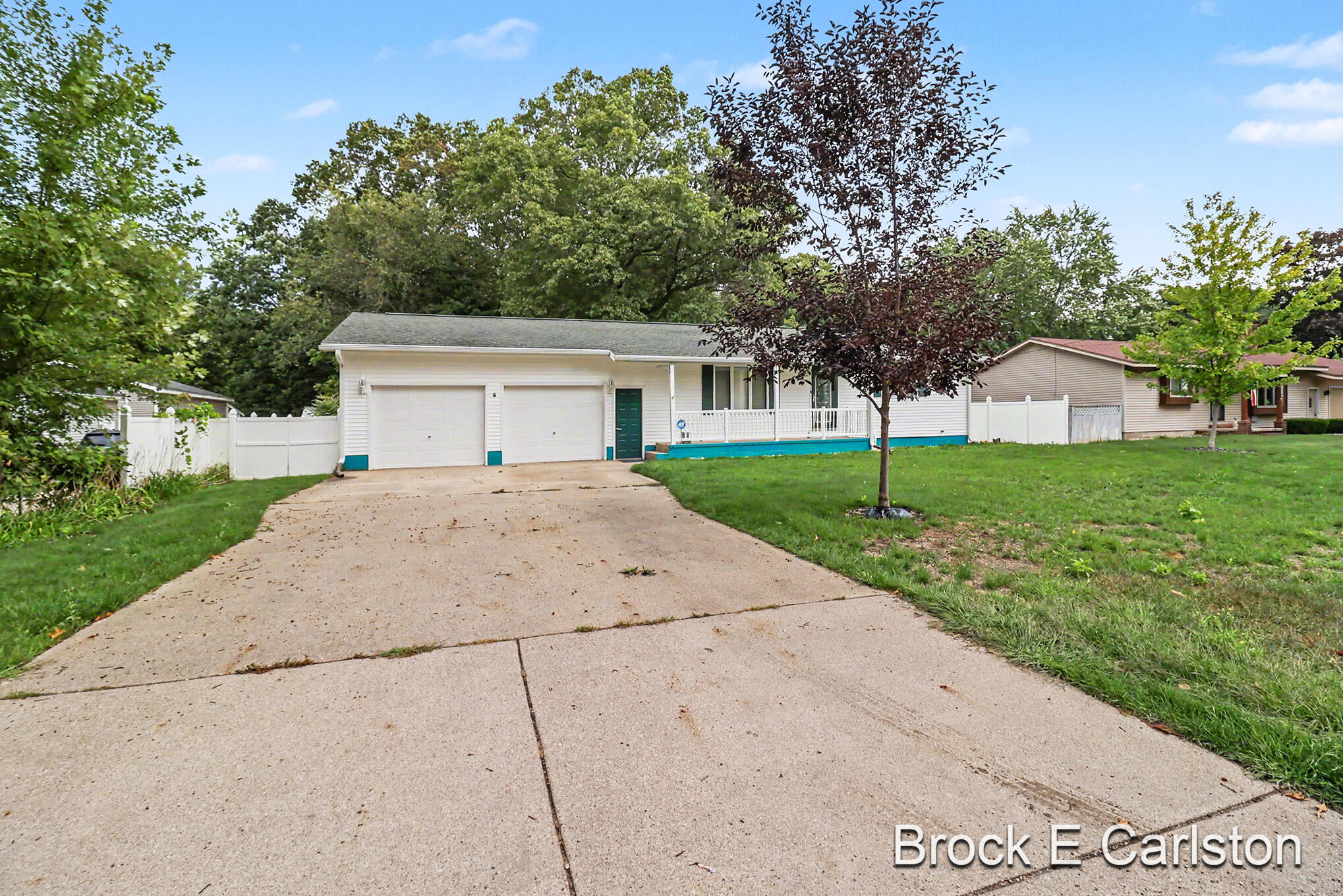 2756 Marquette Avenue Muskegon MI 49442