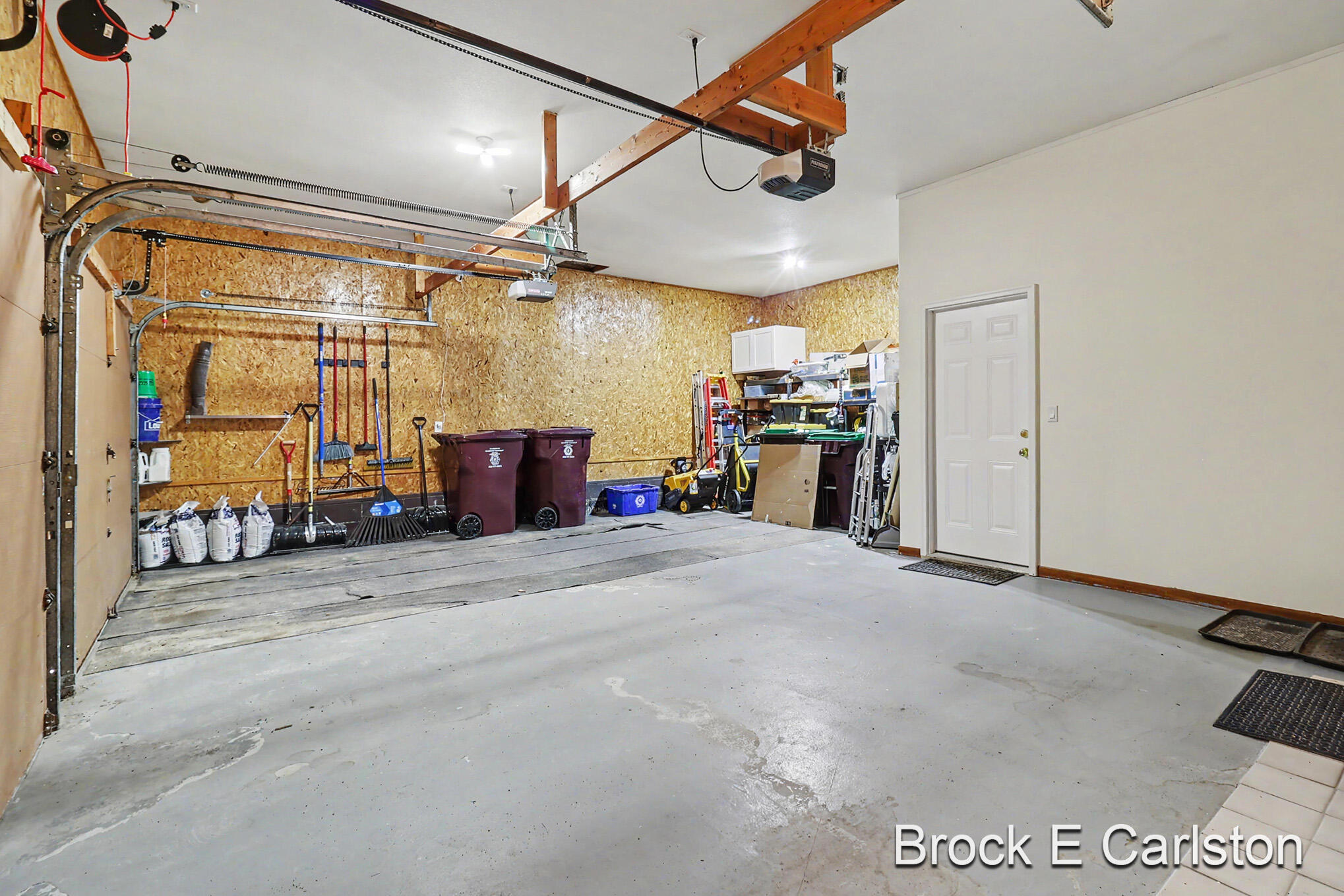 2756 Marquette Avenue Muskegon MI 49442