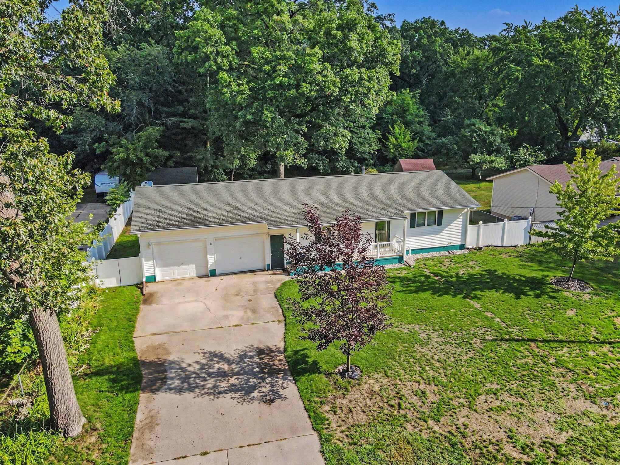 2756 Marquette Avenue Muskegon MI 49442