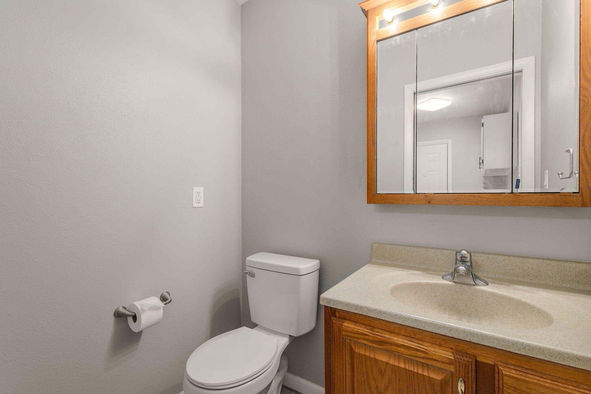 2135 S 13th Street Niles MI 49120
