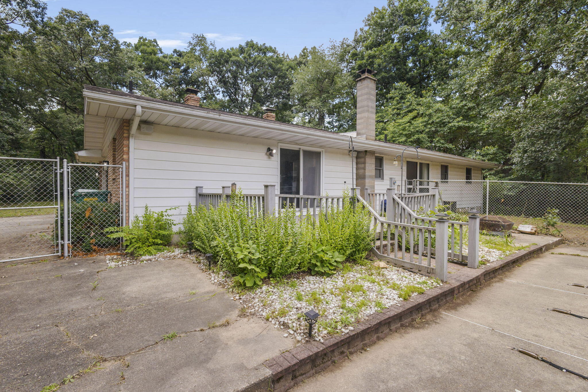 2135 S 13th Street Niles MI 49120
