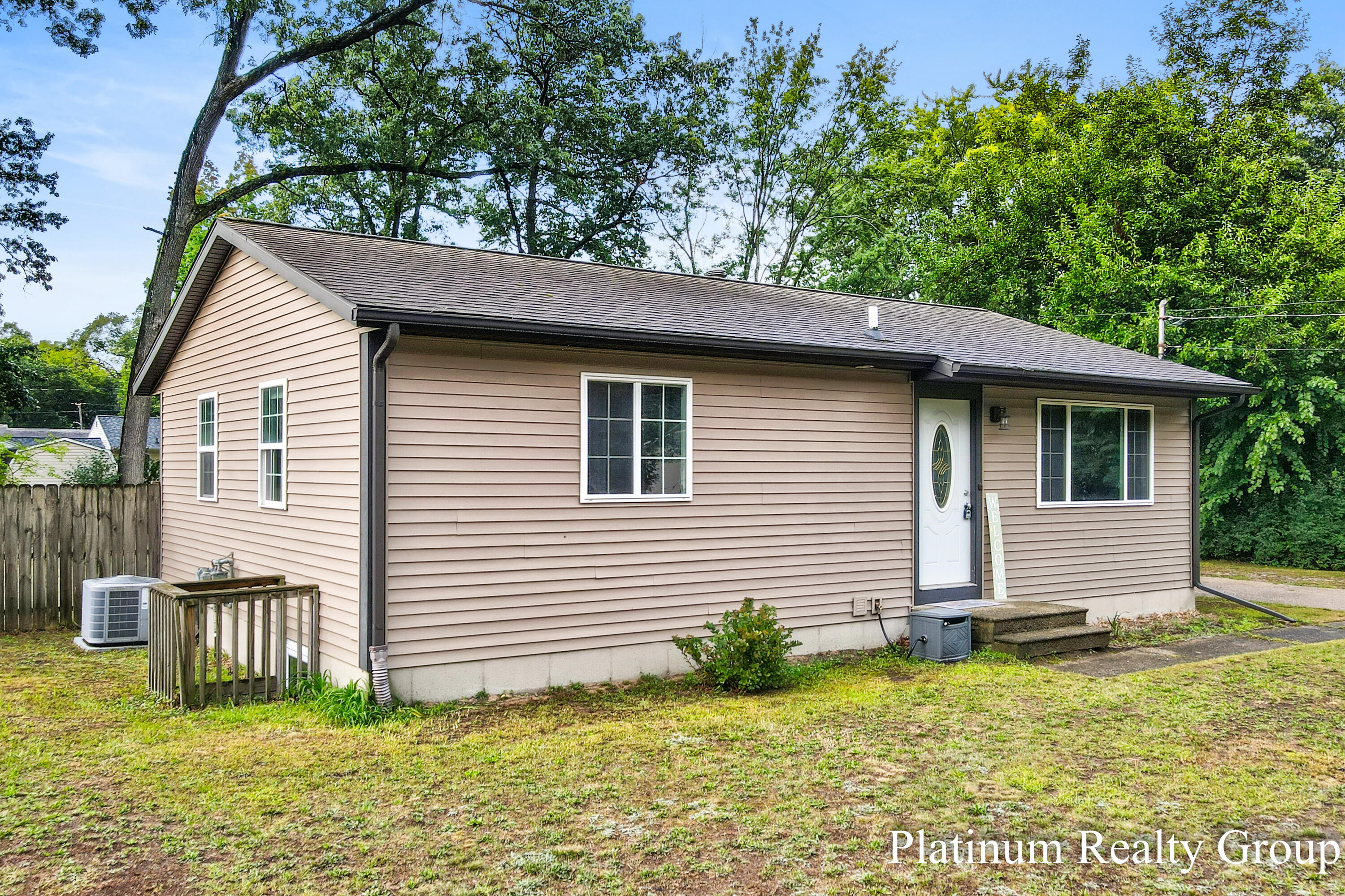 2509 Wesley Avenue Muskegon MI 49442