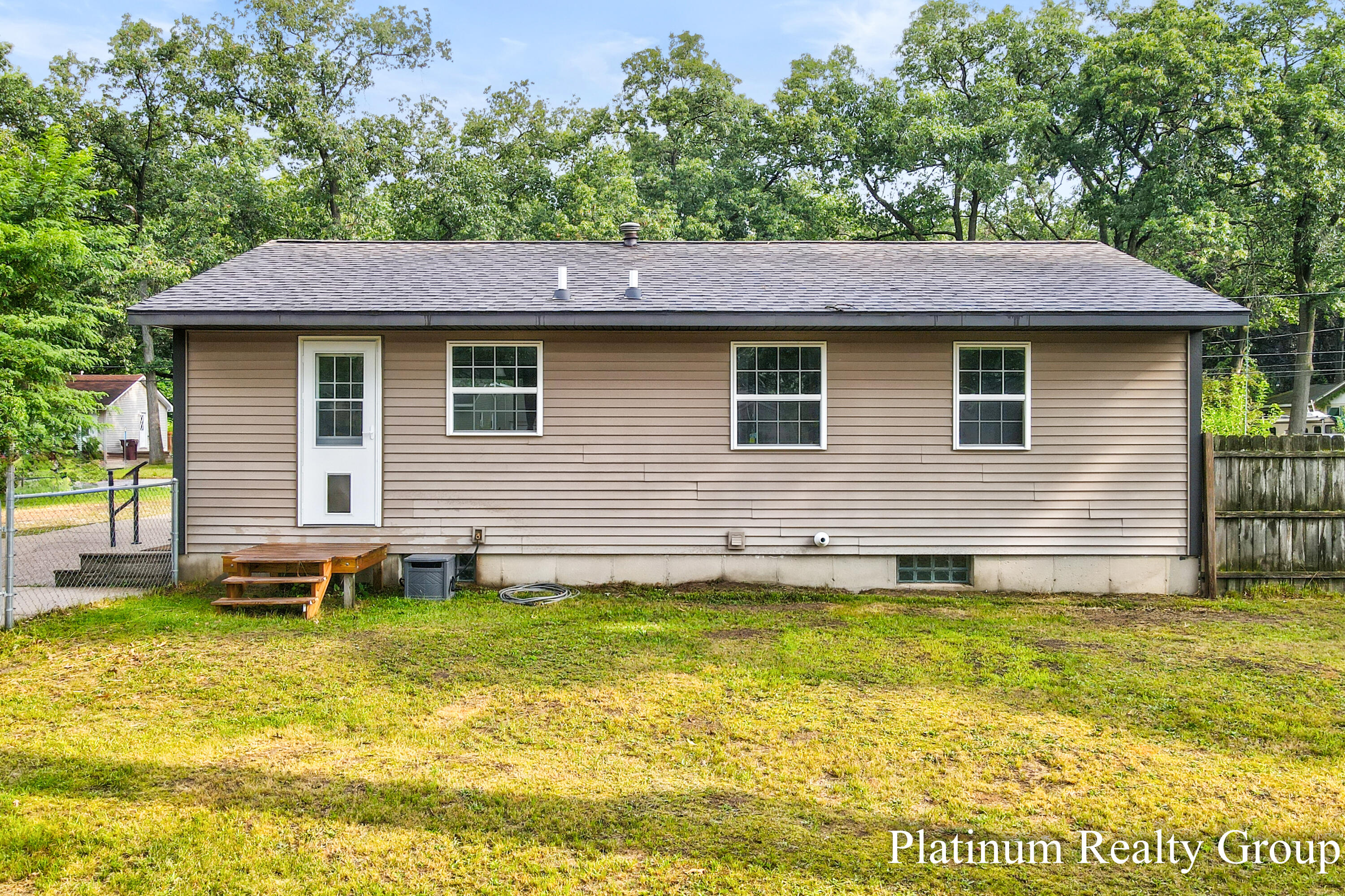 2509 Wesley Avenue Muskegon MI 49442