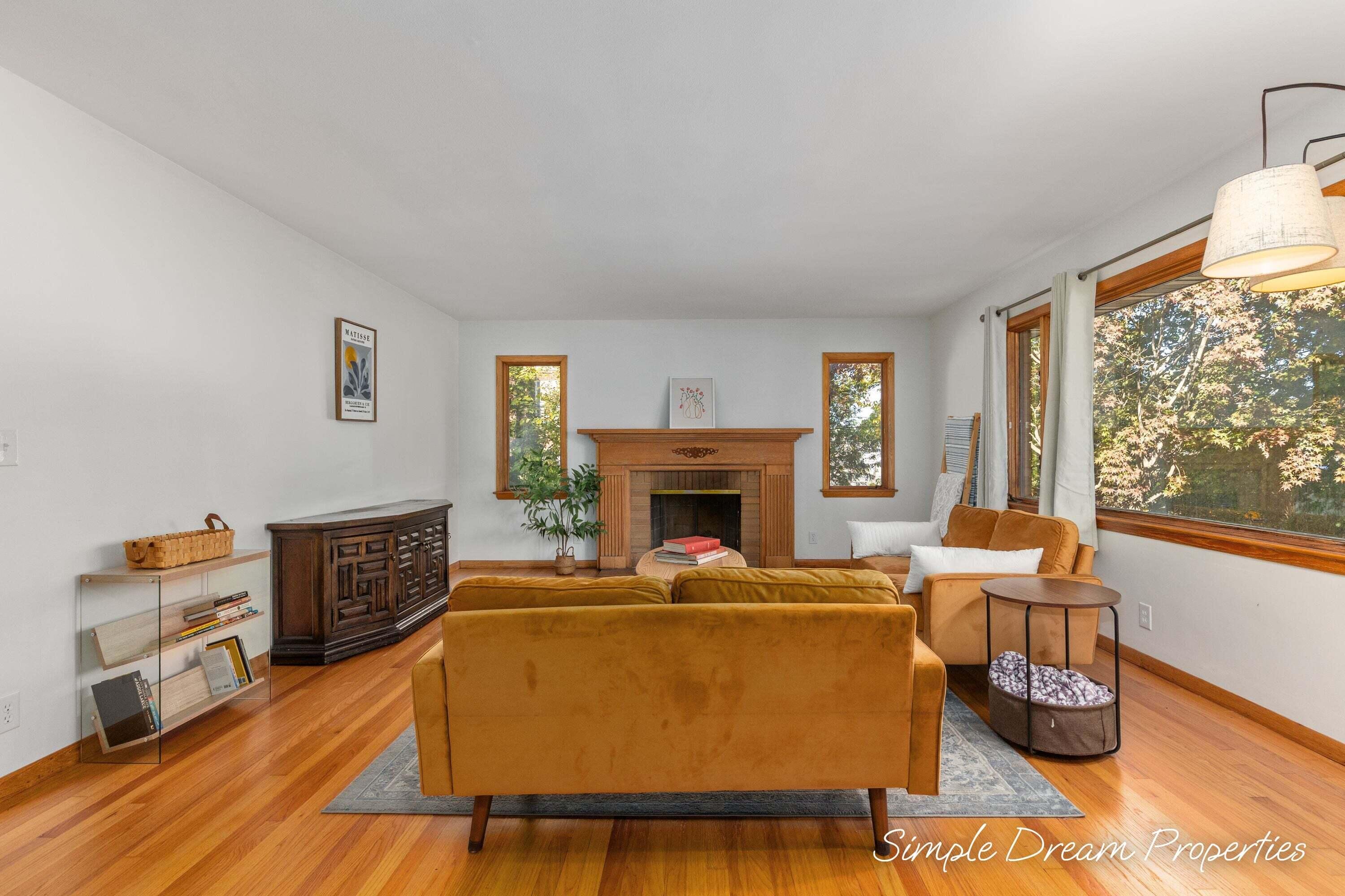 2005 Jefferson Drive SE Grand Rapids MI 49507