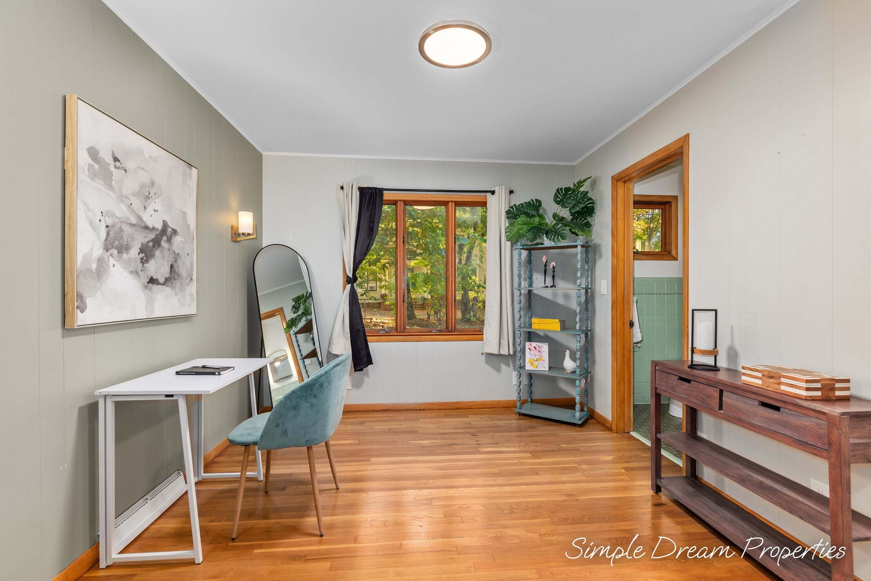 2005 Jefferson Drive SE Grand Rapids MI 49507