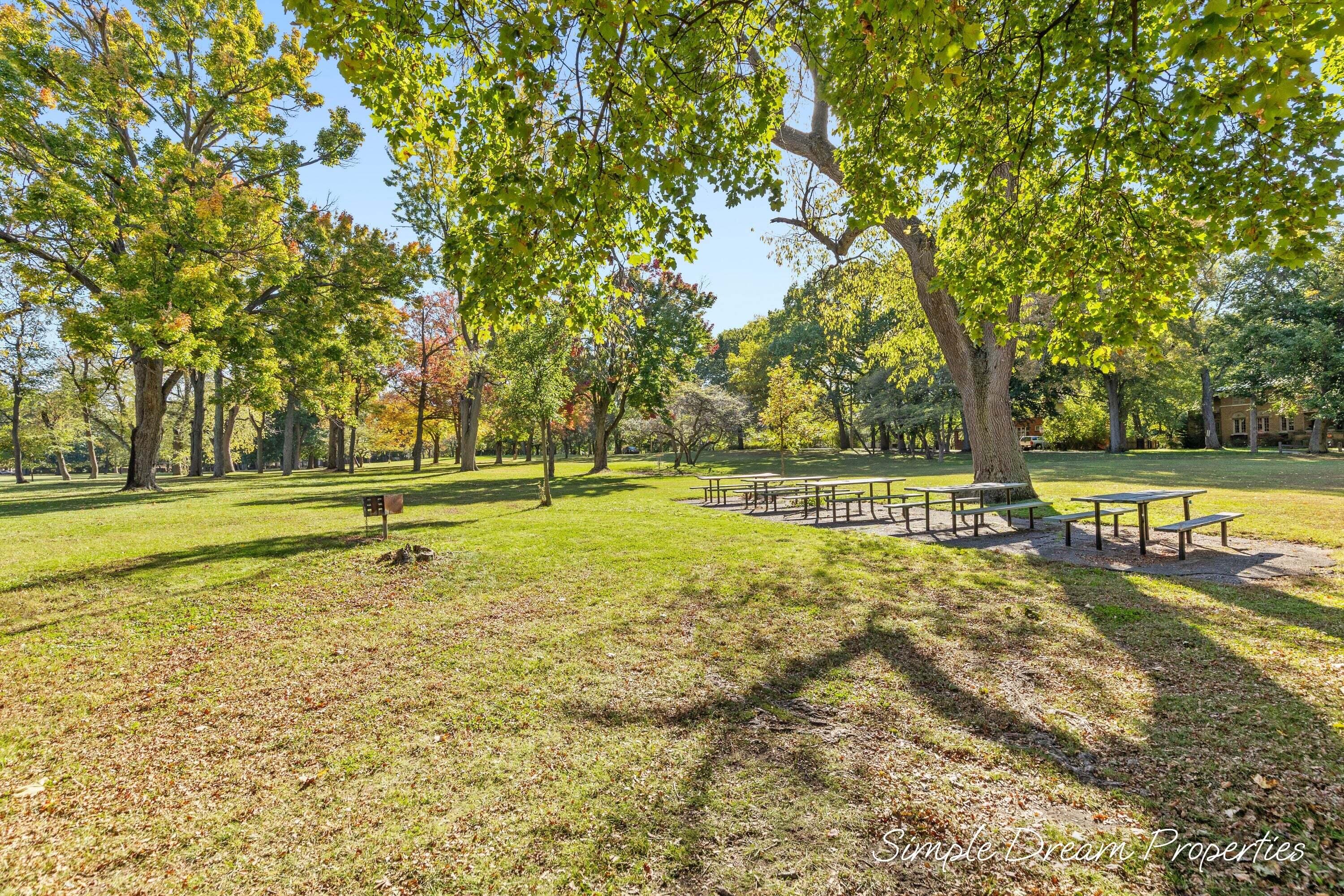 2005 Jefferson Drive SE Grand Rapids MI 49507