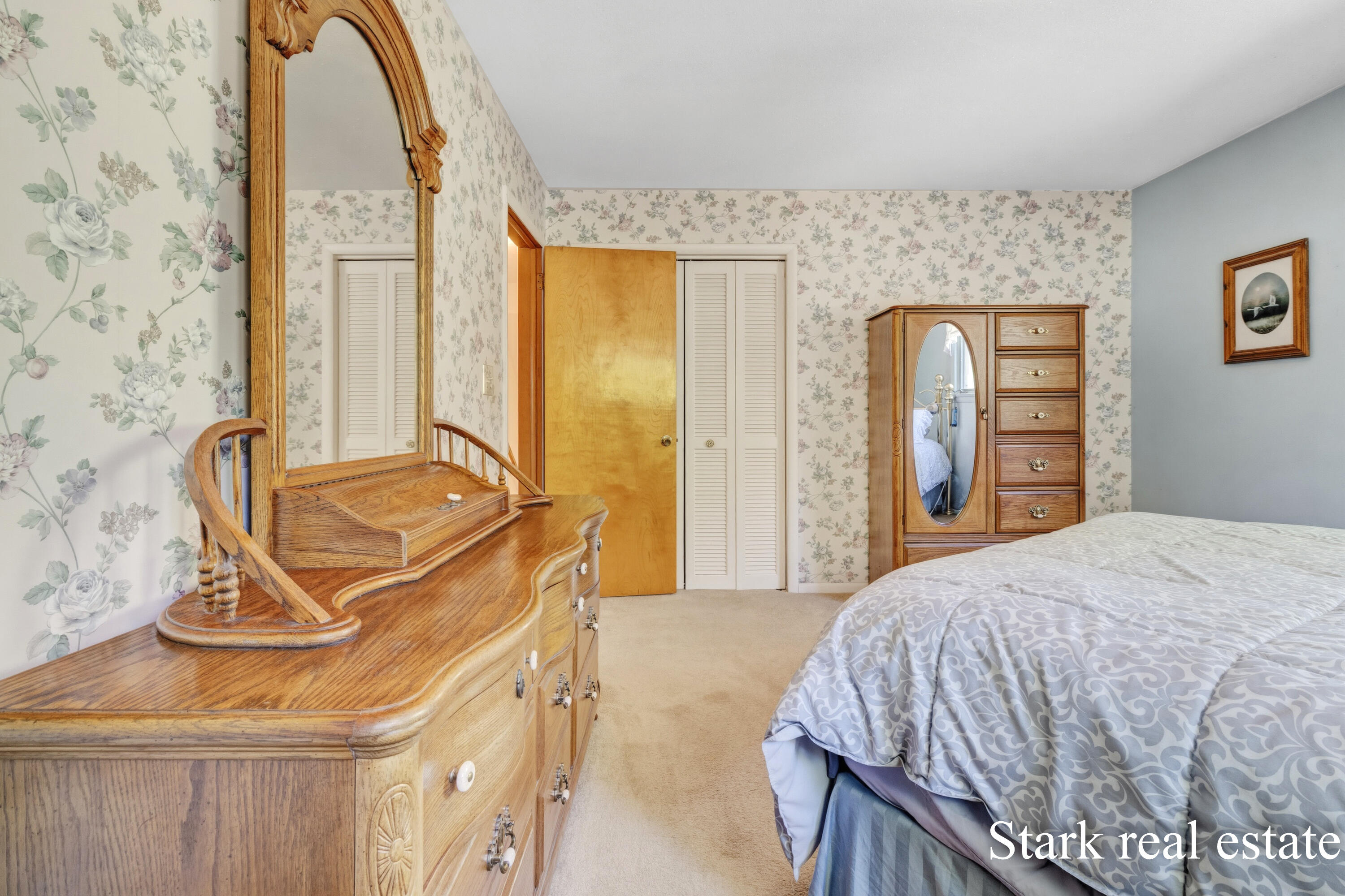 2816 E Mount Garfield Road Muskegon MI 49444