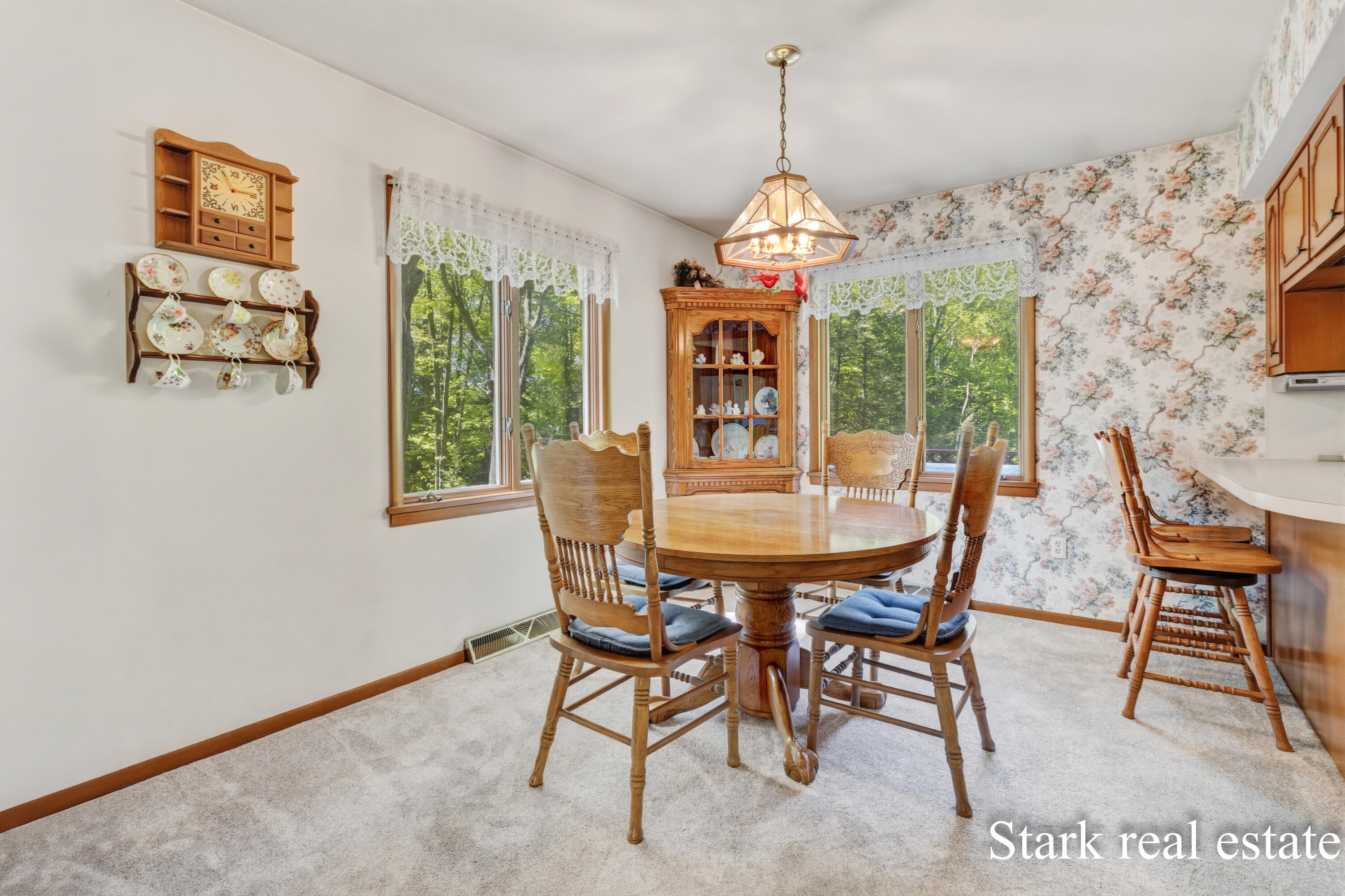 2816 E Mount Garfield Road Muskegon MI 49444