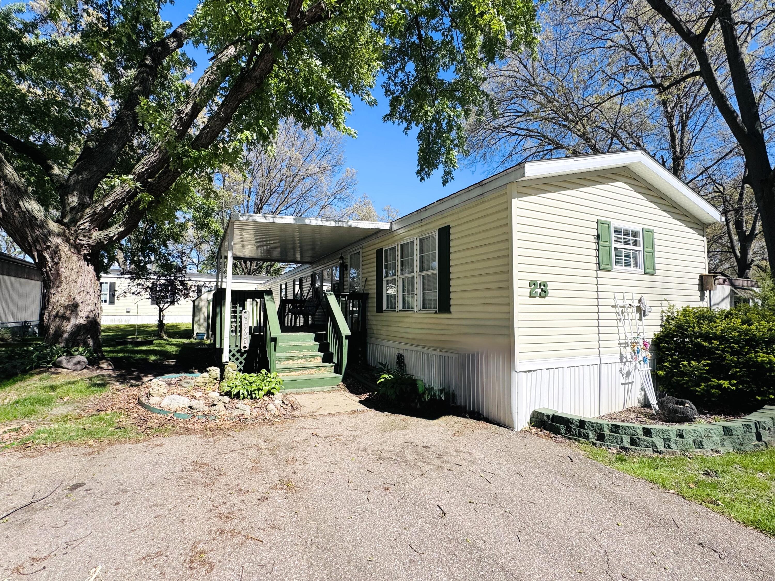 2330 E Main Street Niles MI 49120