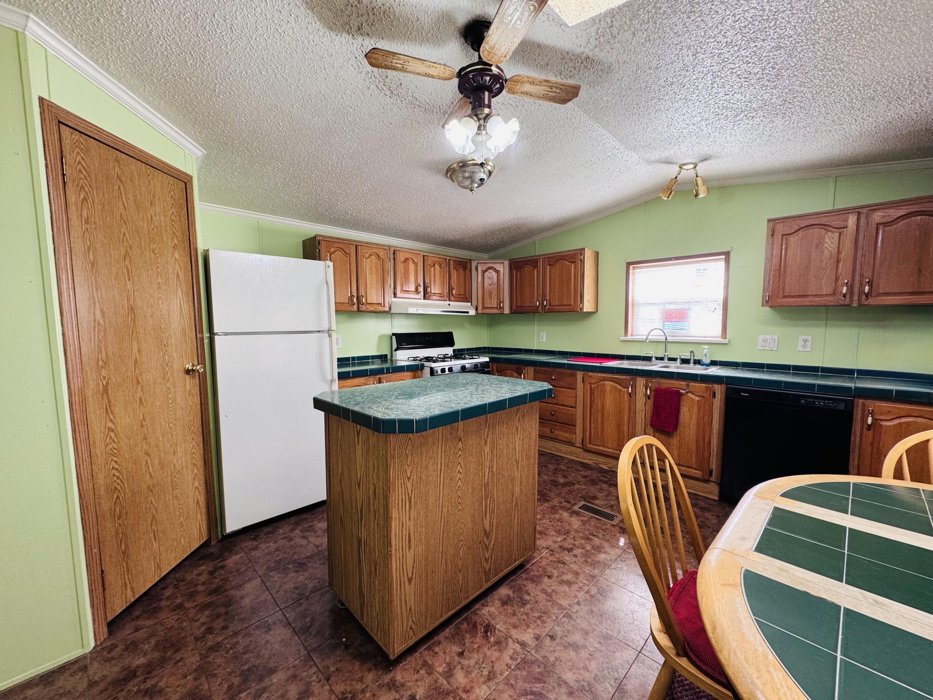 2330 E Main Street Niles MI 49120