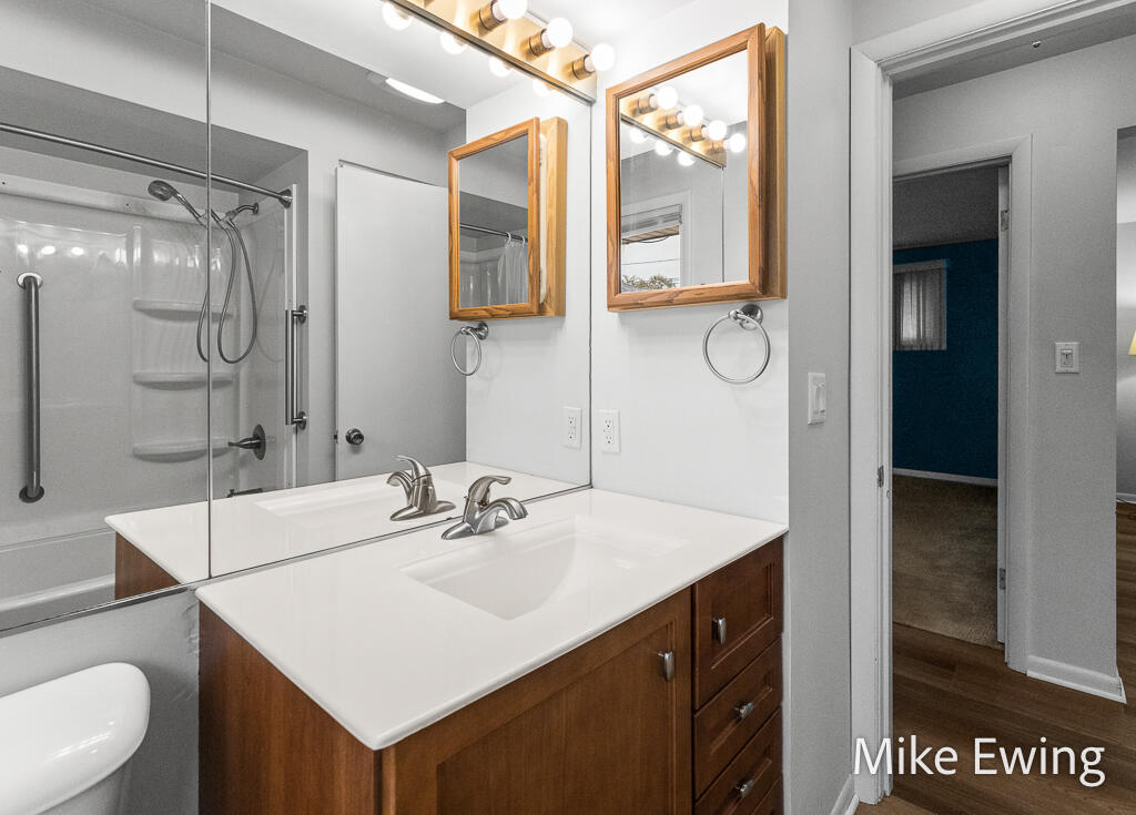 360 W 32nd Street Holland MI 49423