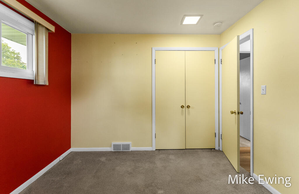 360 W 32nd Street Holland MI 49423