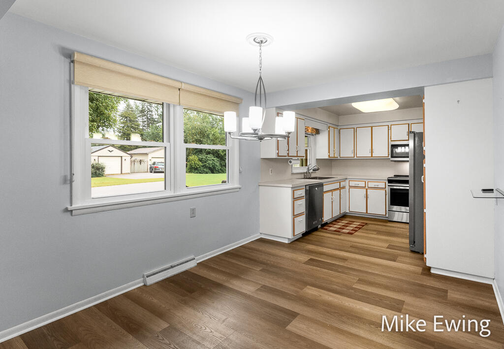 360 W 32nd Street Holland MI 49423