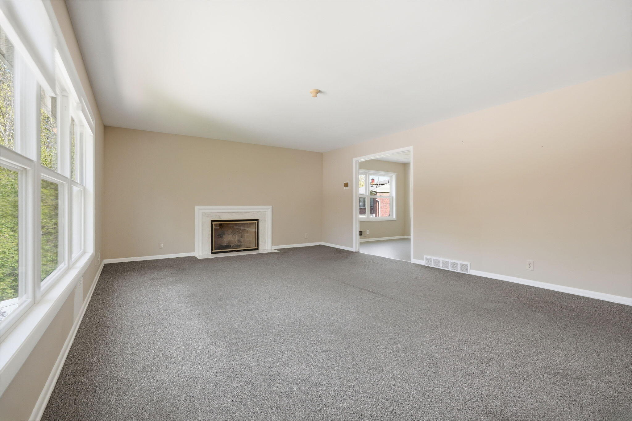 2143 Osceola Drive SE Grand Rapids MI 49506