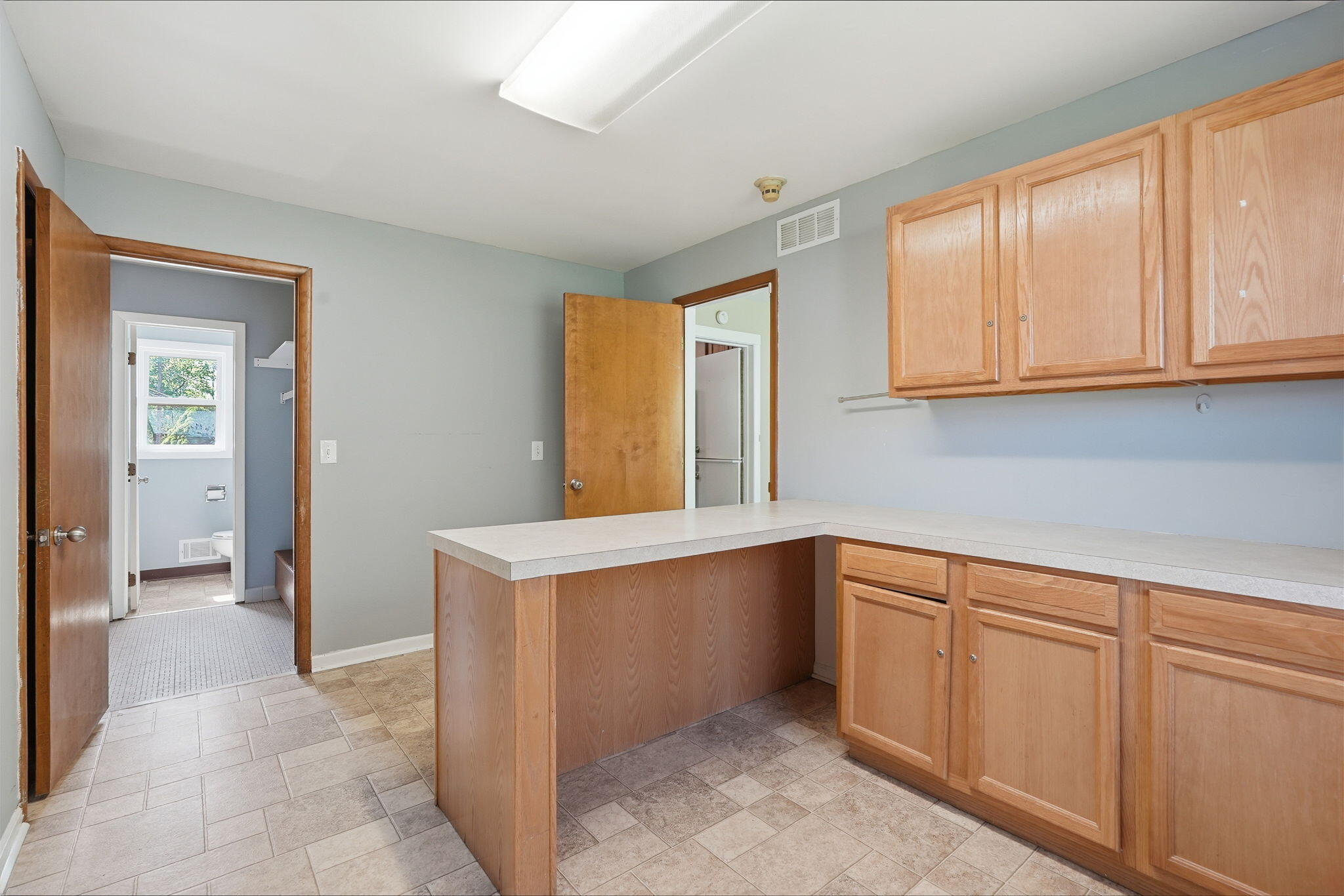 2143 Osceola Drive SE Grand Rapids MI 49506