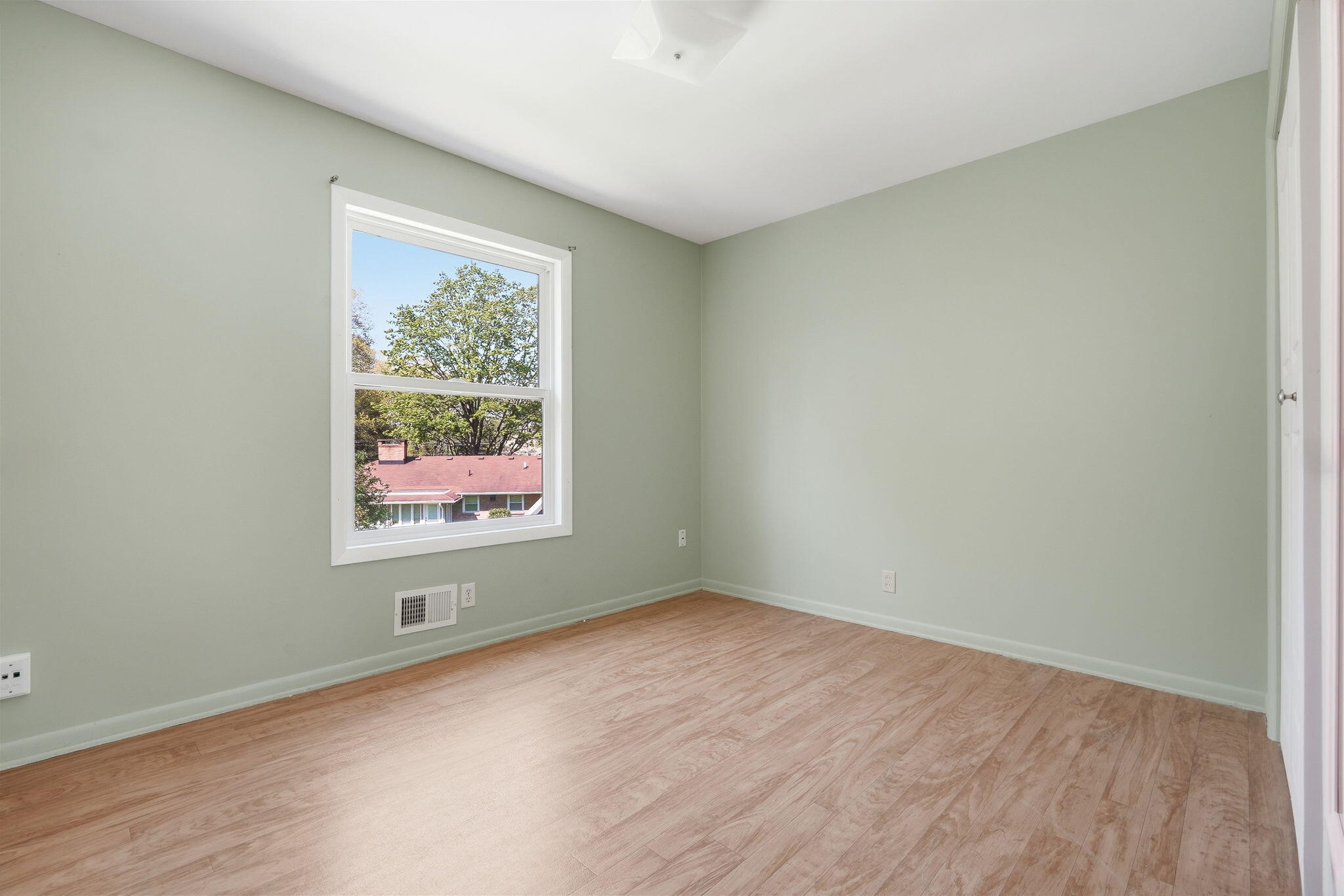 2143 Osceola Drive SE Grand Rapids MI 49506