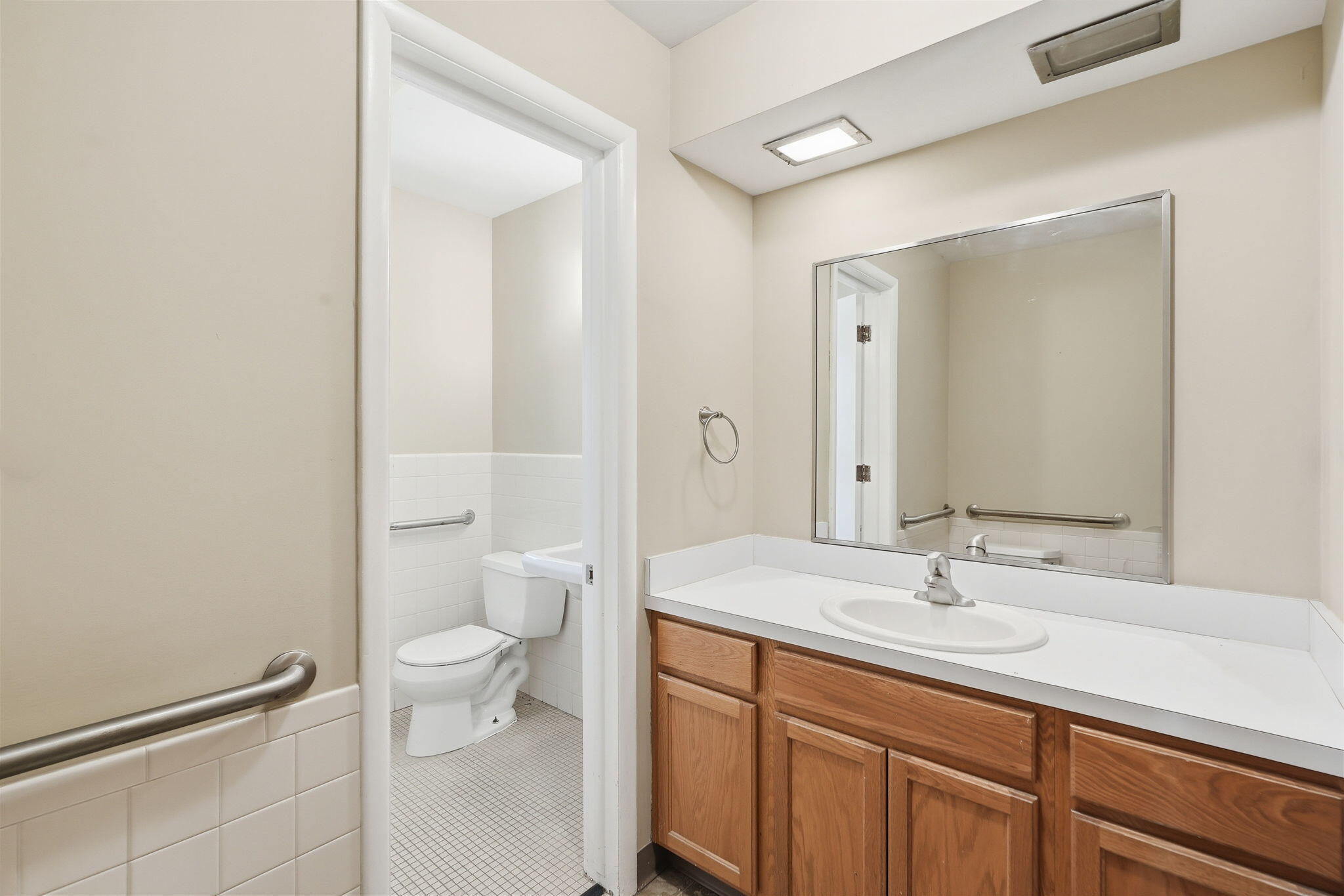 2143 Osceola Drive SE Grand Rapids MI 49506