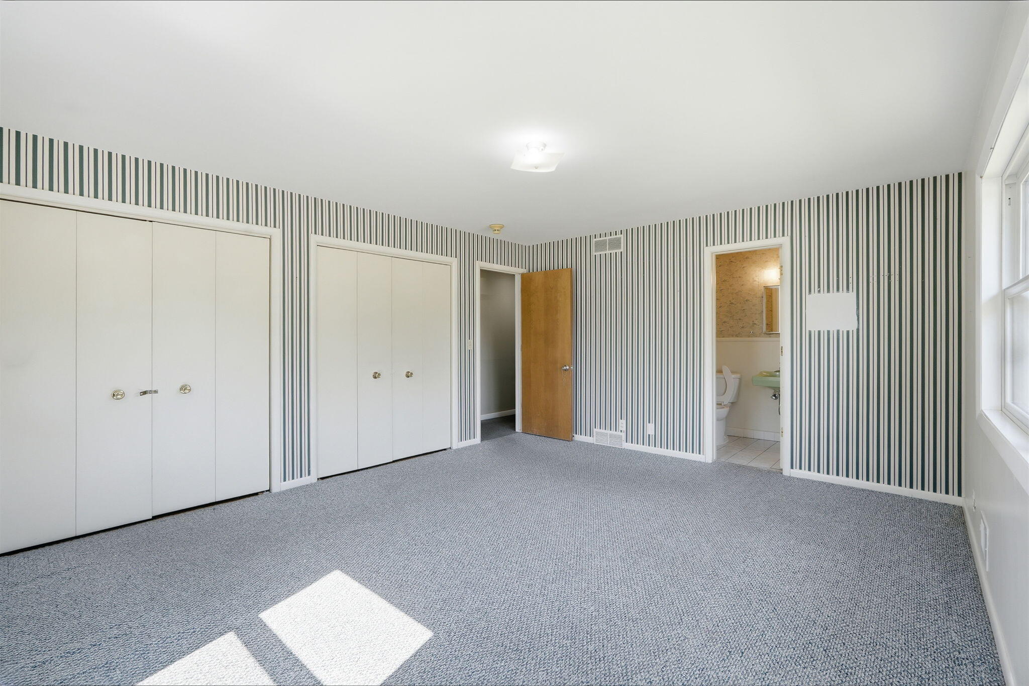 2143 Osceola Drive SE Grand Rapids MI 49506