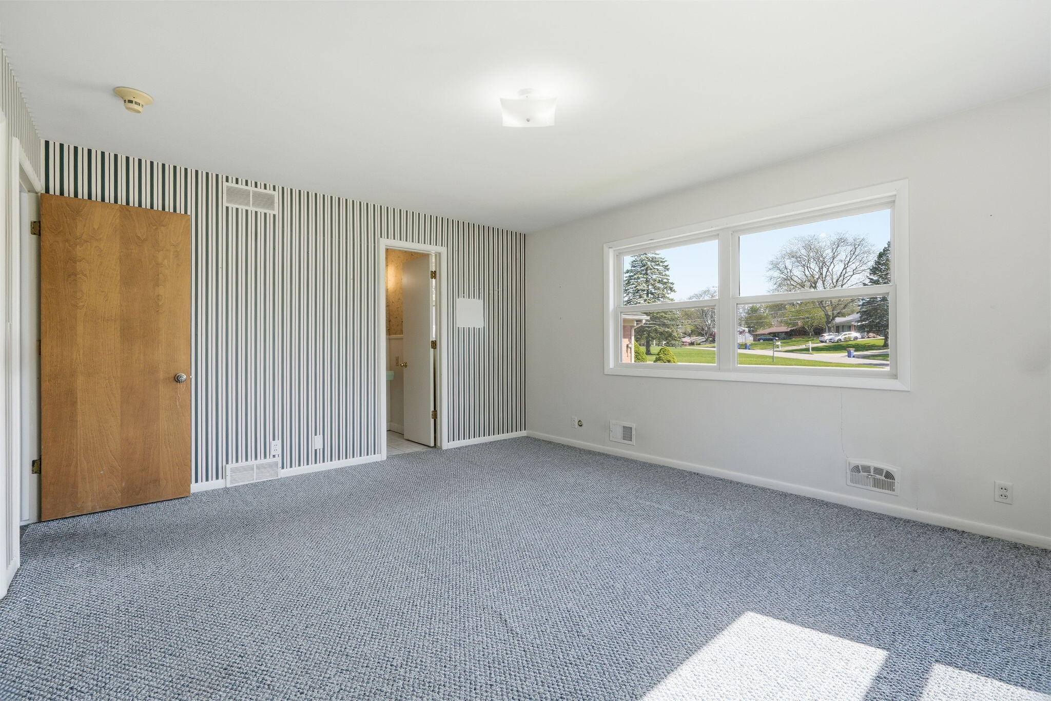 2143 Osceola Drive SE Grand Rapids MI 49506