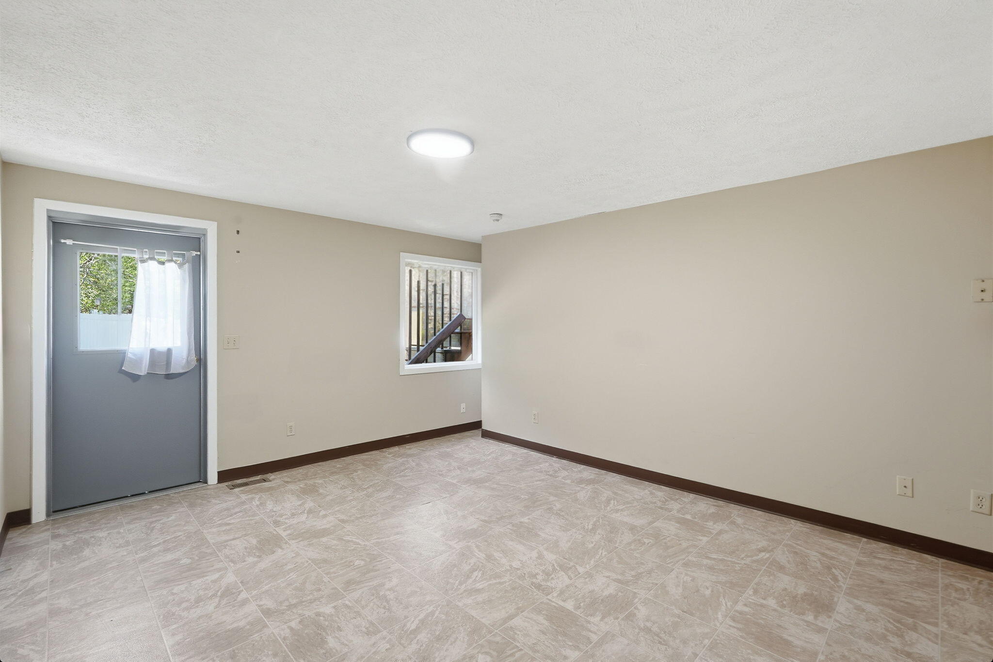 2143 Osceola Drive SE Grand Rapids MI 49506