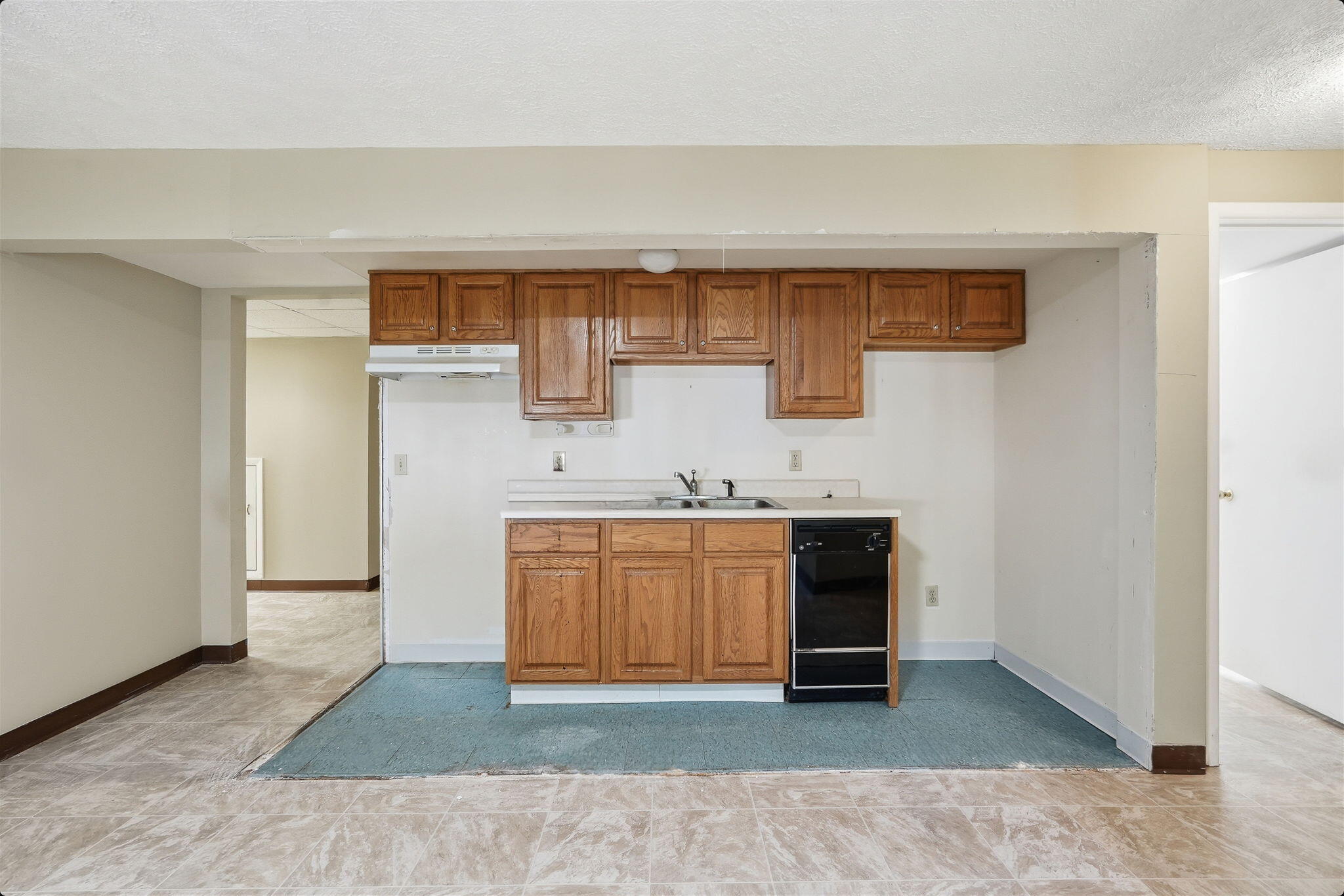 2143 Osceola Drive SE Grand Rapids MI 49506