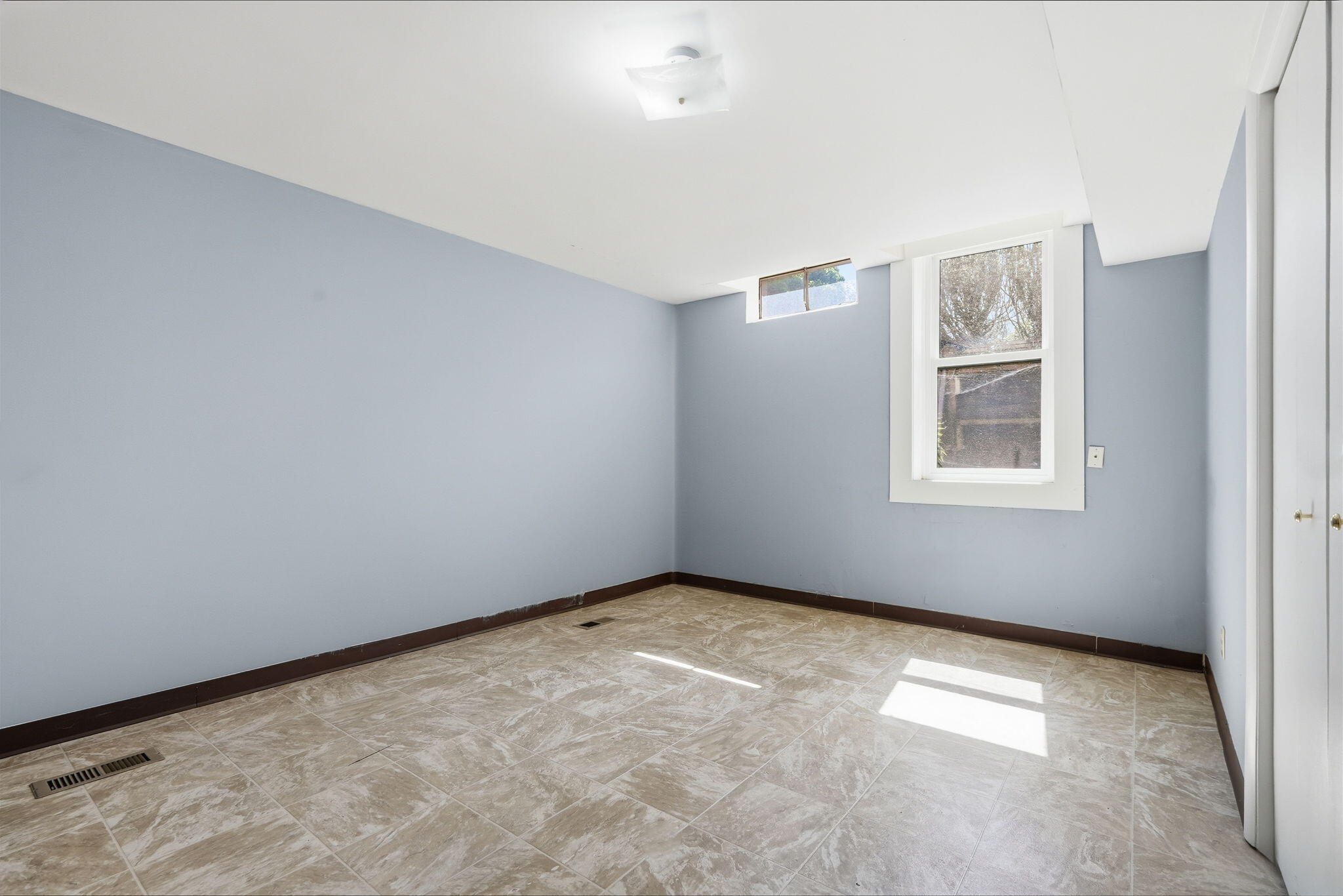2143 Osceola Drive SE Grand Rapids MI 49506