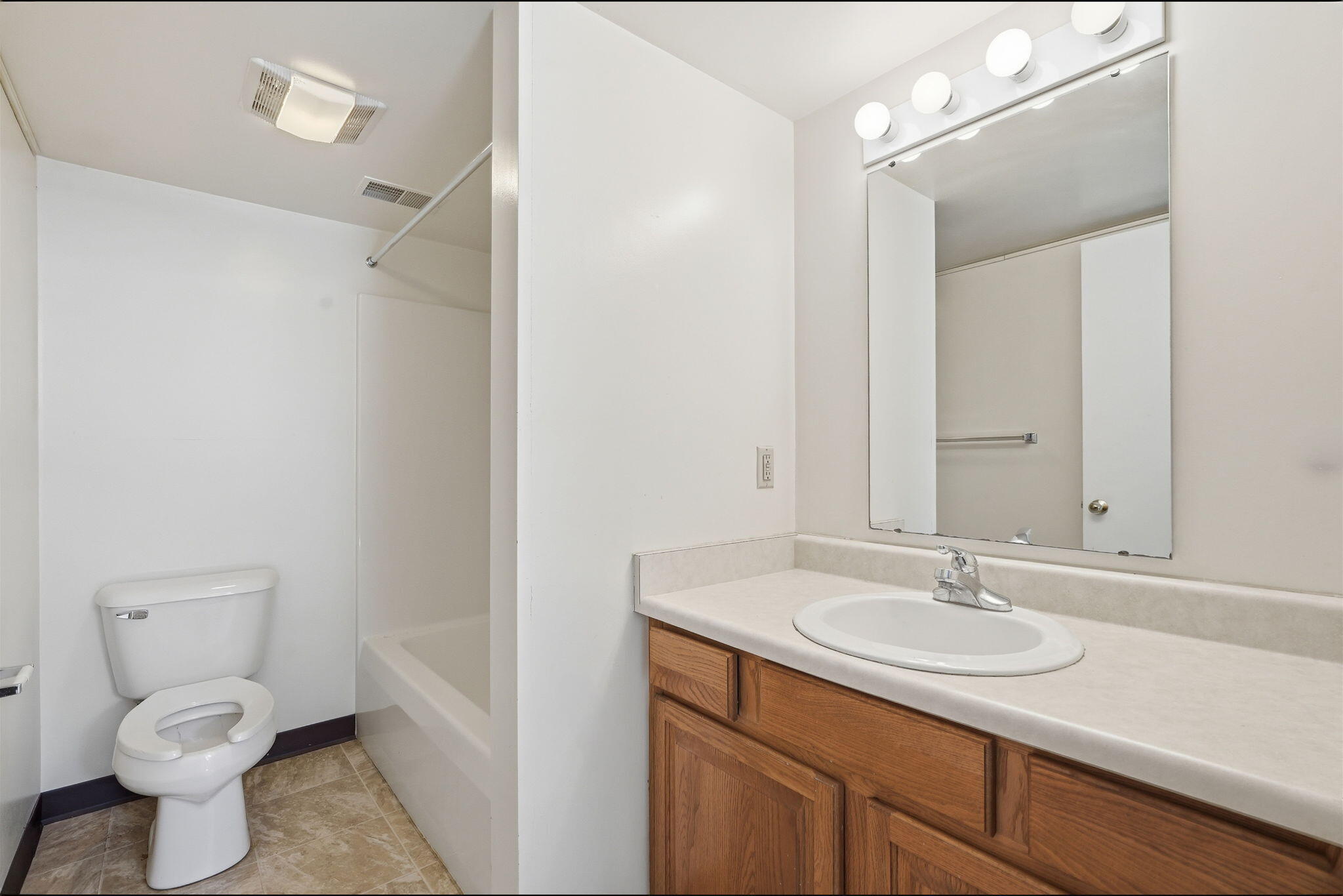 2143 Osceola Drive SE Grand Rapids MI 49506
