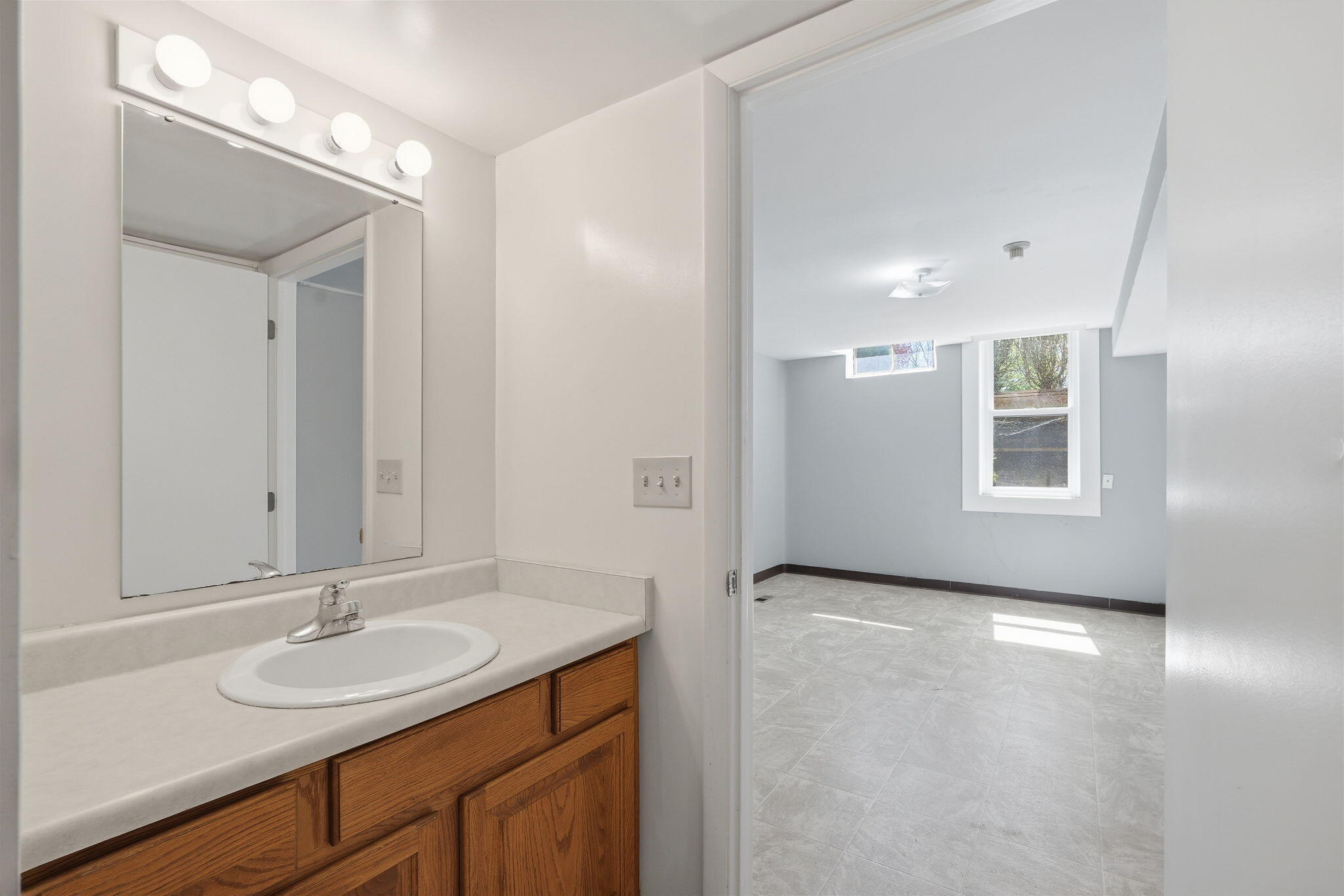 2143 Osceola Drive SE Grand Rapids MI 49506