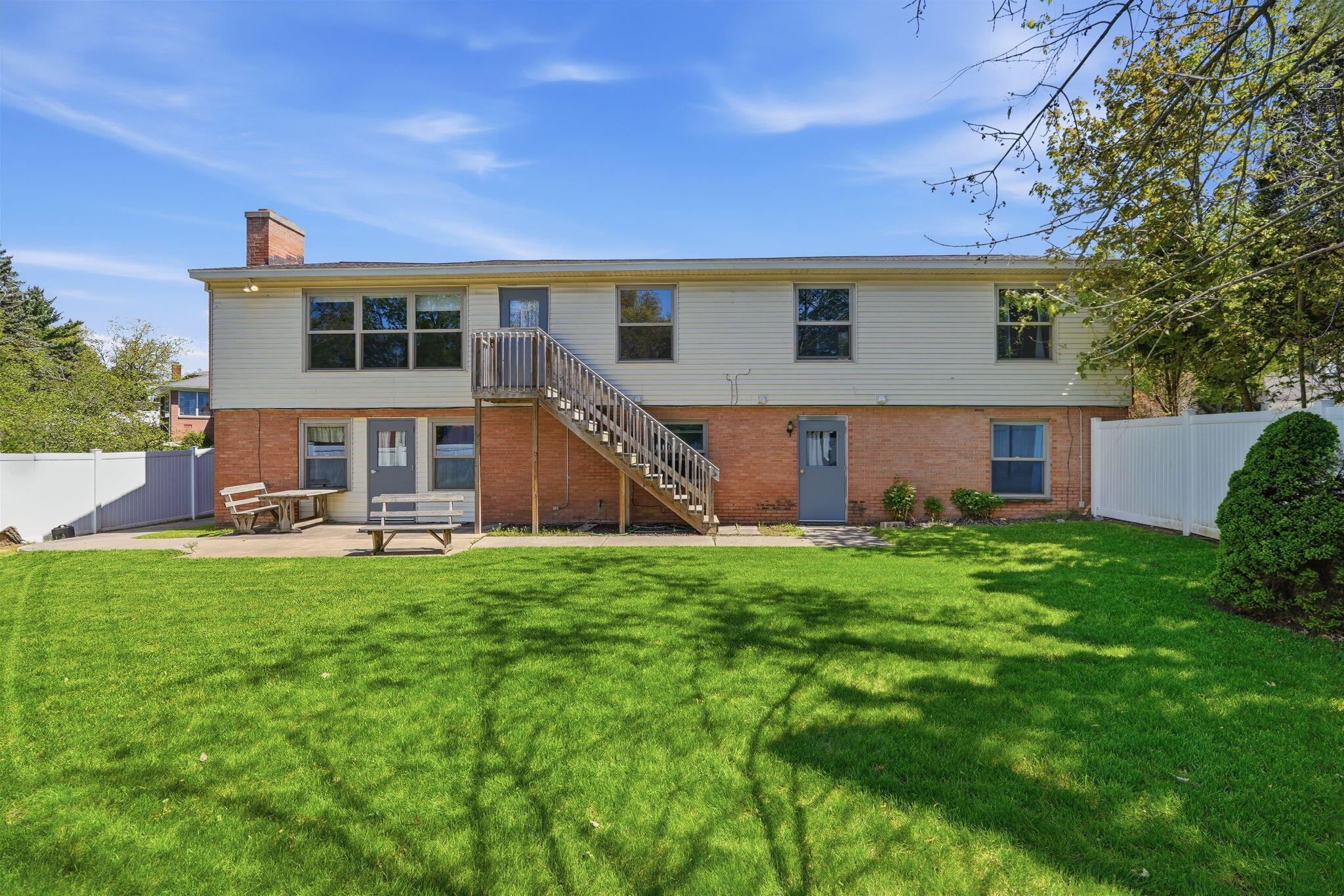 2143 Osceola Drive SE Grand Rapids MI 49506