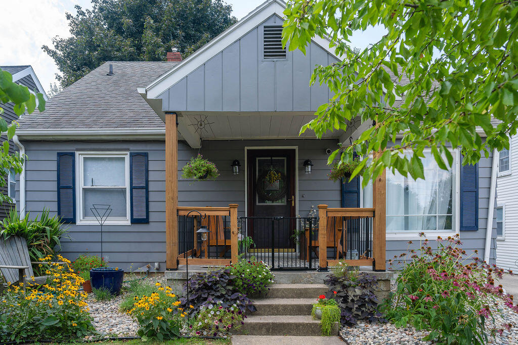 1439 Parkhurst Avenue NW Grand Rapids MI 49504