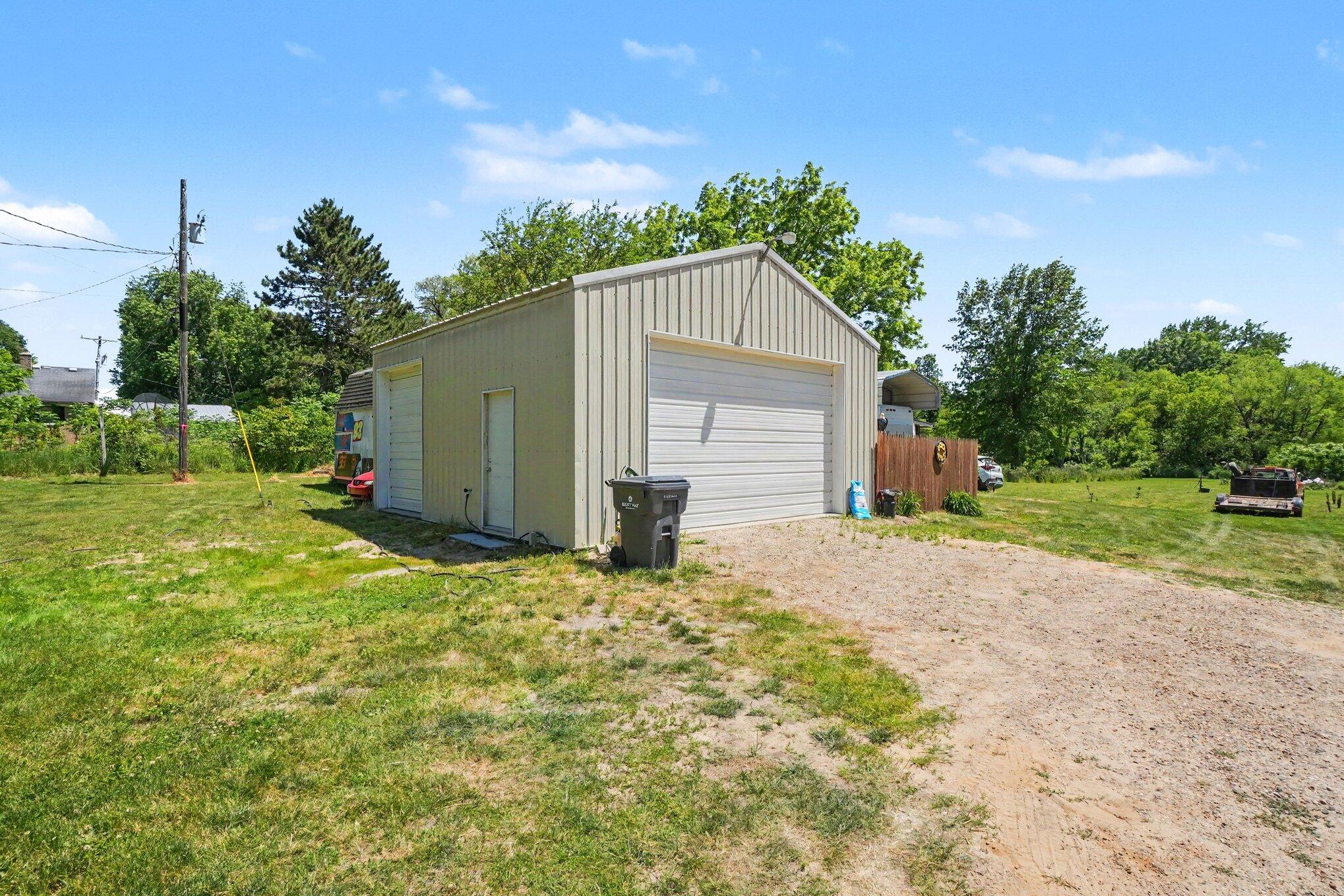 68699 38th Avenue Covert MI 49043