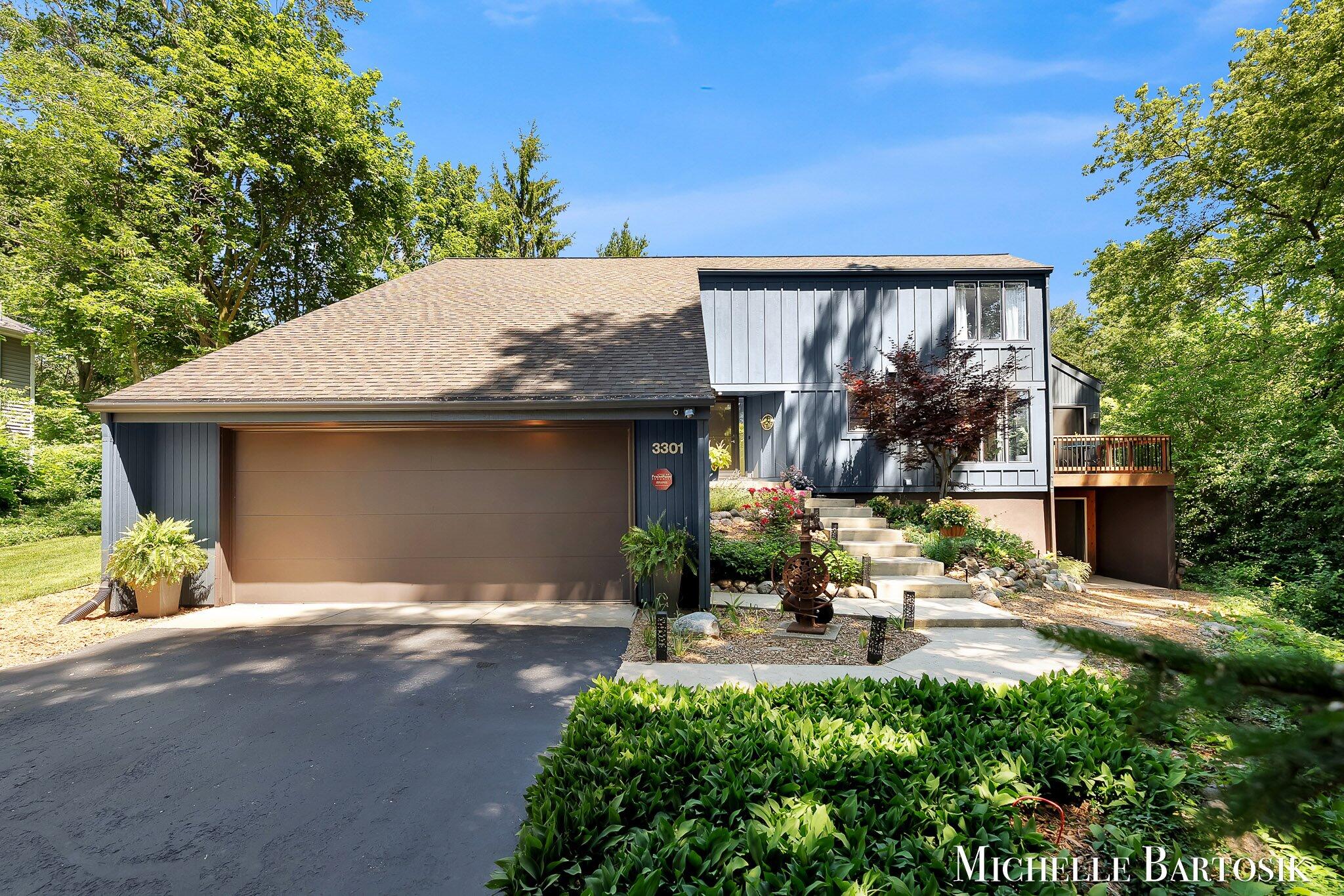 3301 Midland Drive SE Grand Rapids MI 49546