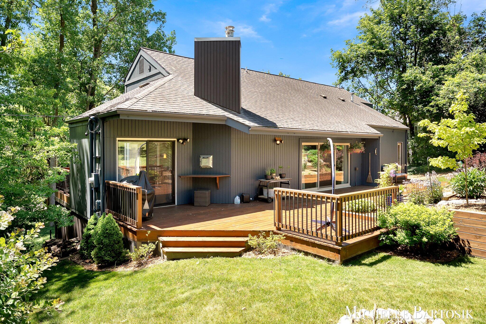 3301 Midland Drive SE Grand Rapids MI 49546