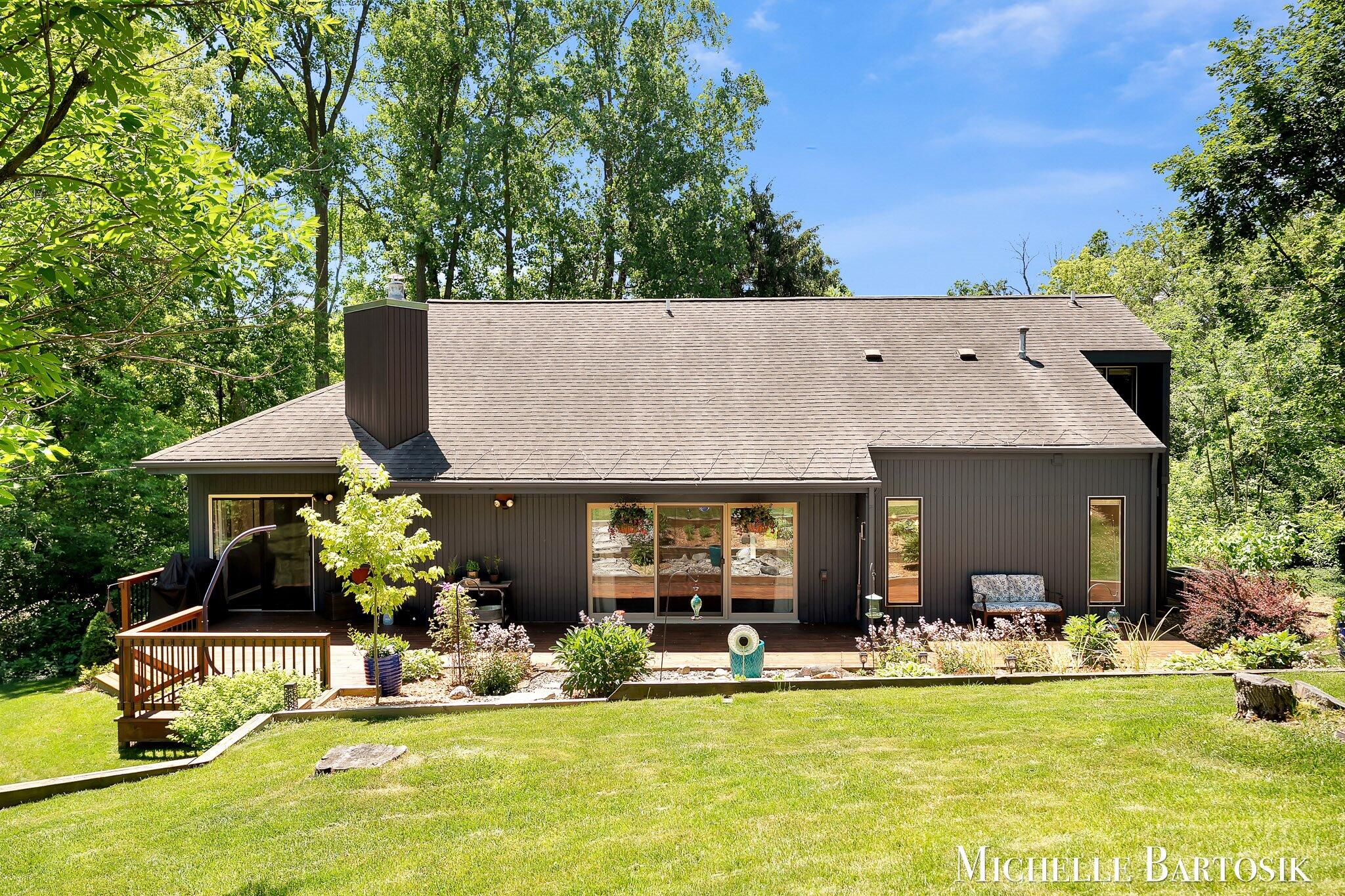 3301 Midland Drive SE Grand Rapids MI 49546