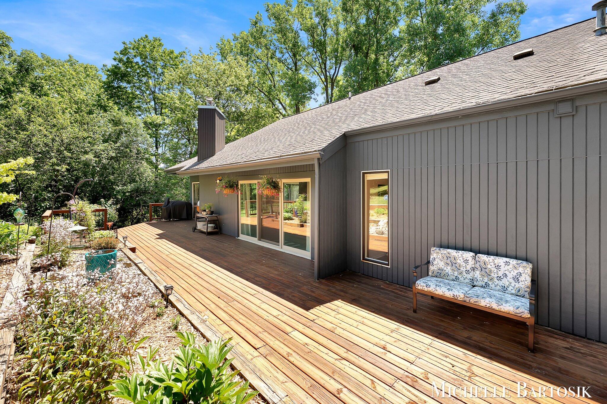 3301 Midland Drive SE Grand Rapids MI 49546