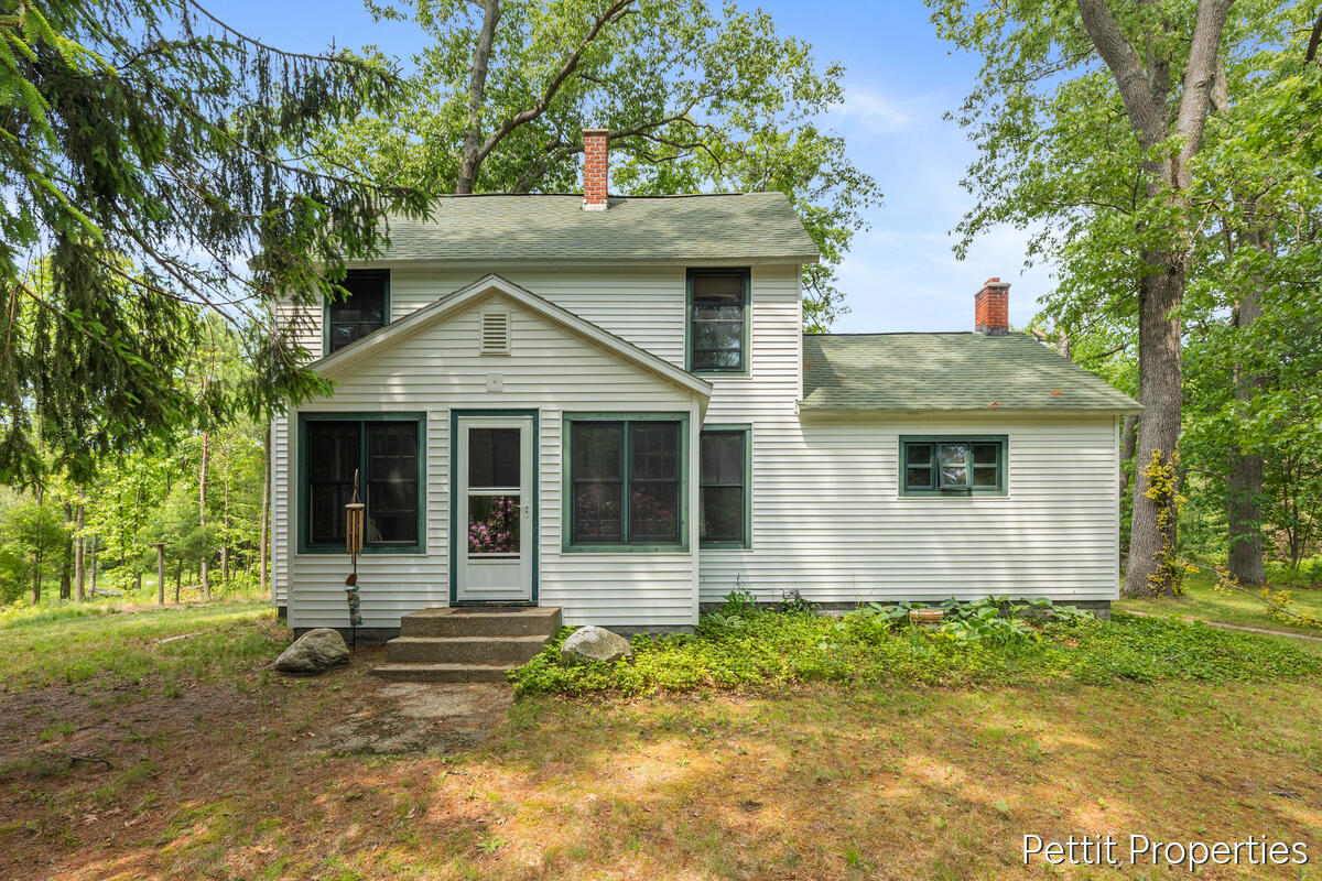 1857 Simonelli Road Muskegon MI 49445