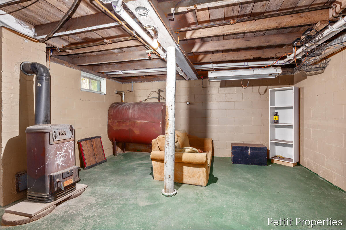 1857 Simonelli Road Muskegon MI 49445