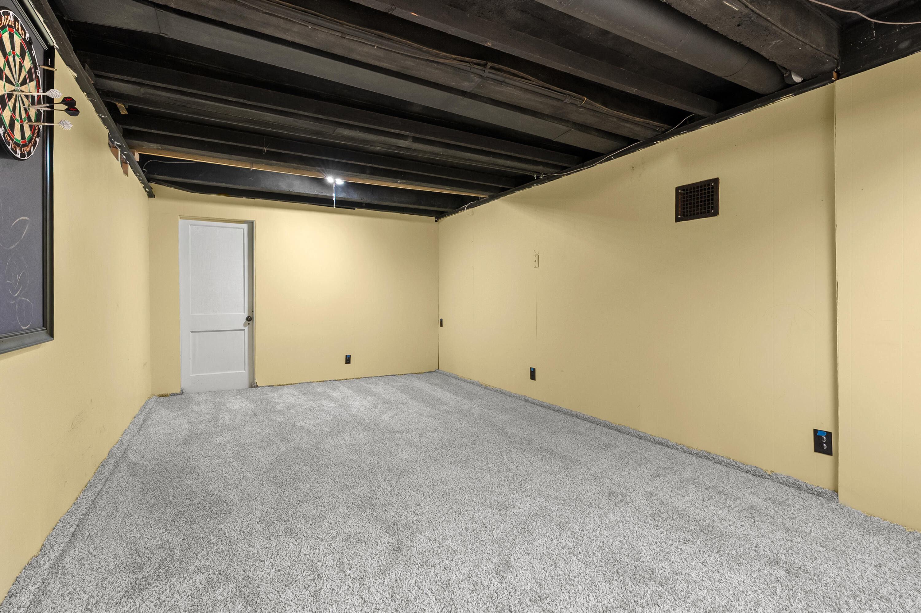 5048 N Riverview Drive Kalamazoo MI 49004