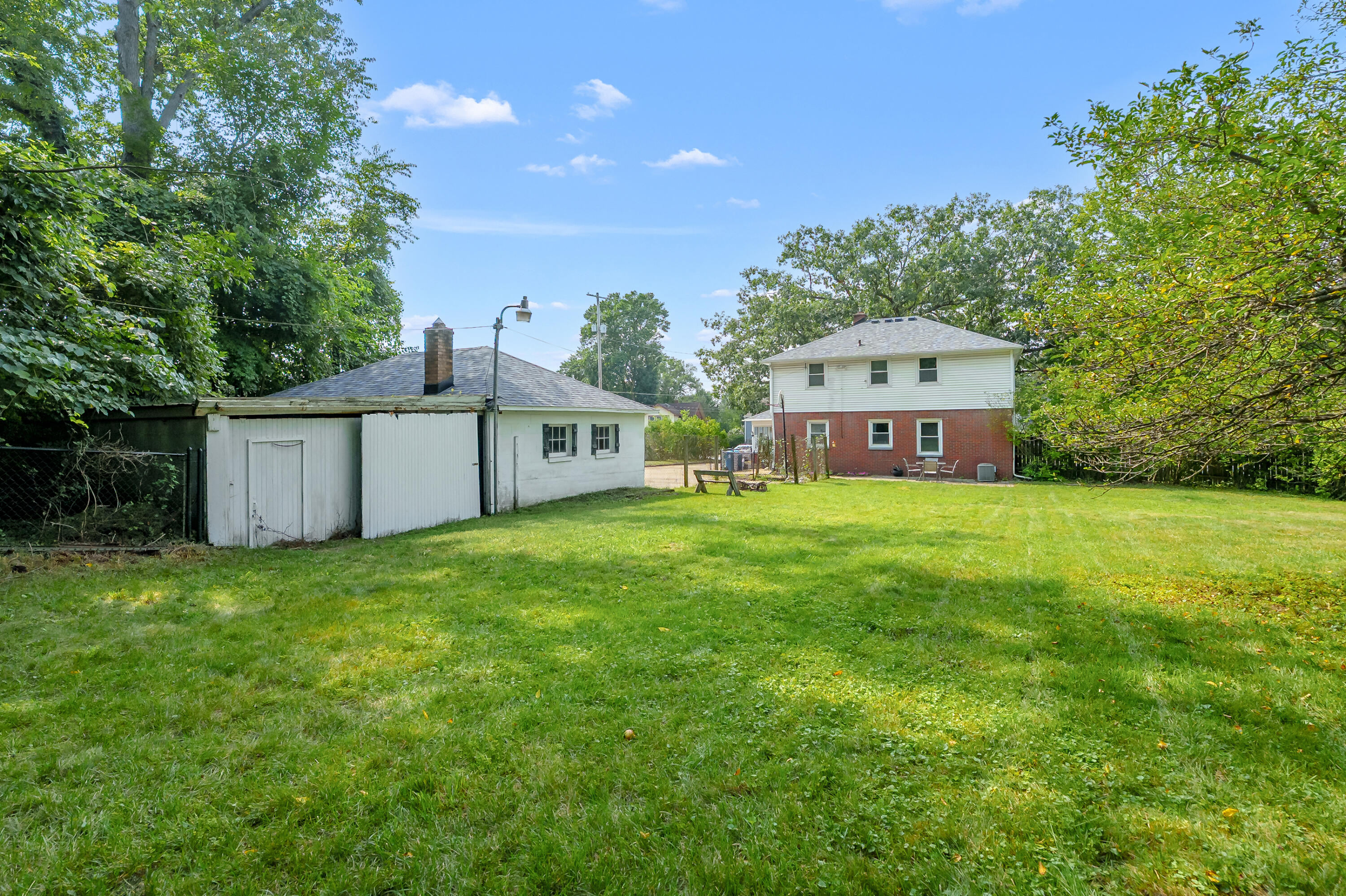 5048 N Riverview Drive Kalamazoo MI 49004