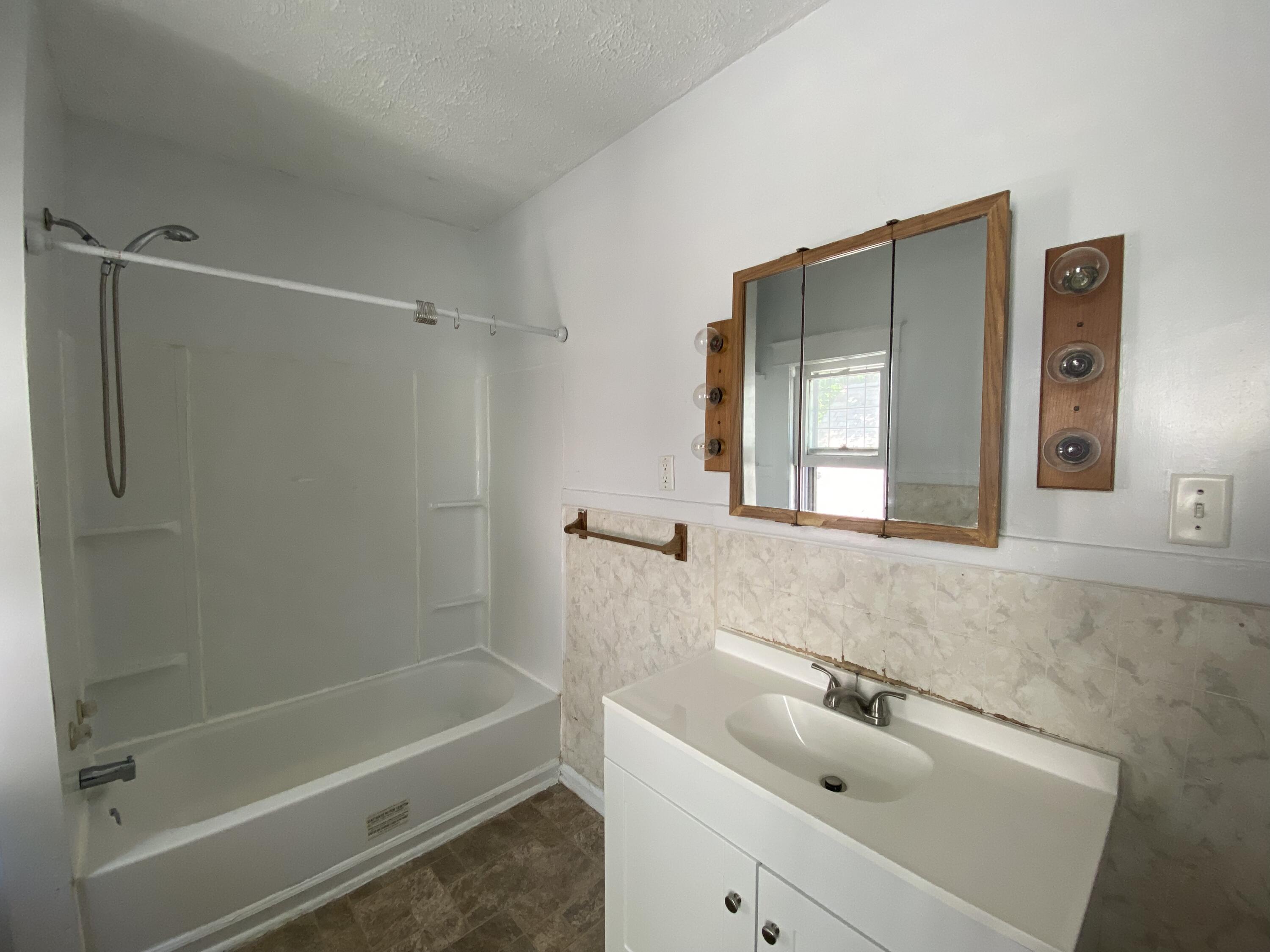 613 Pearl Street Kalamazoo MI 49007