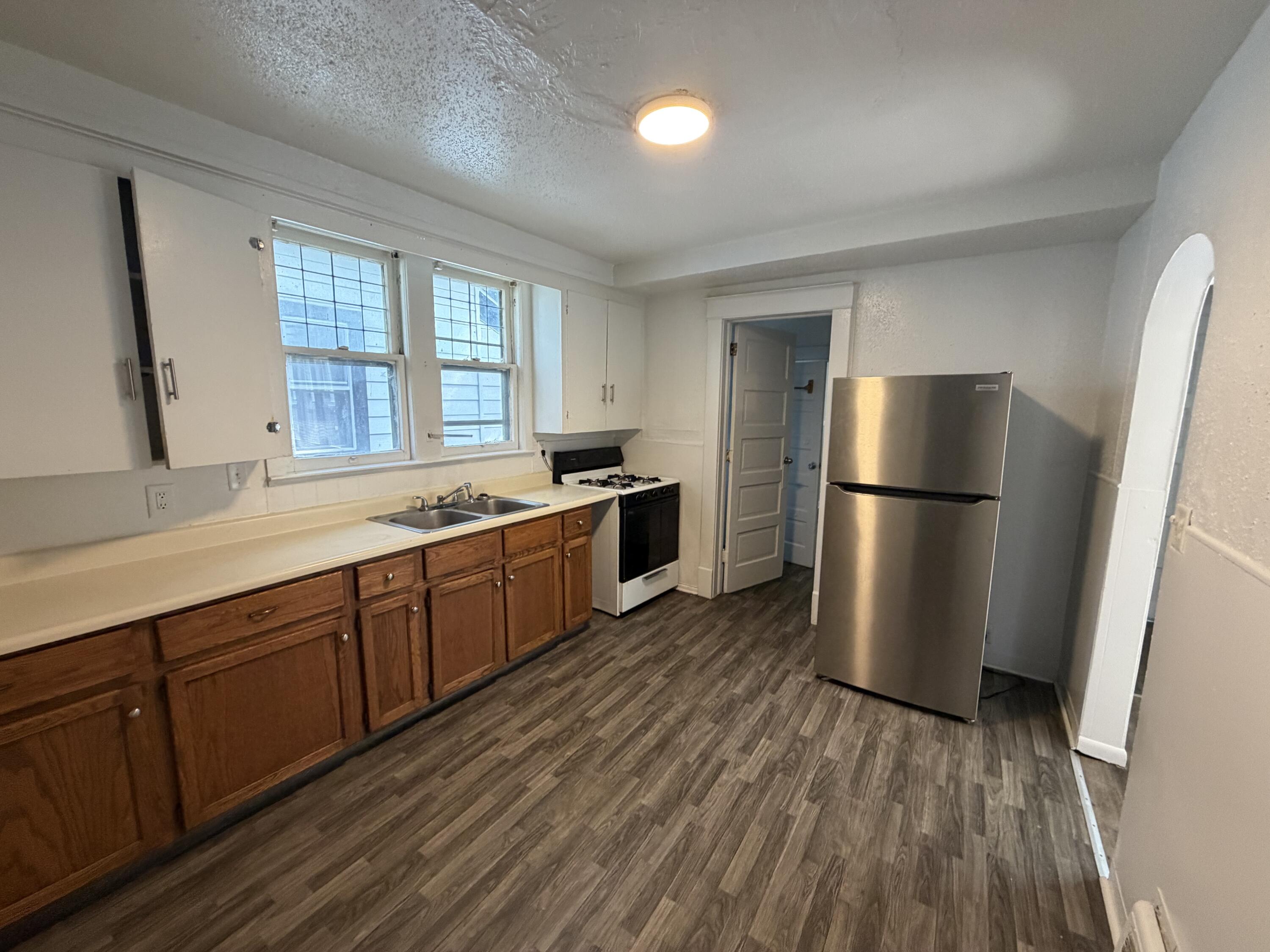 613 Pearl Street Kalamazoo MI 49007